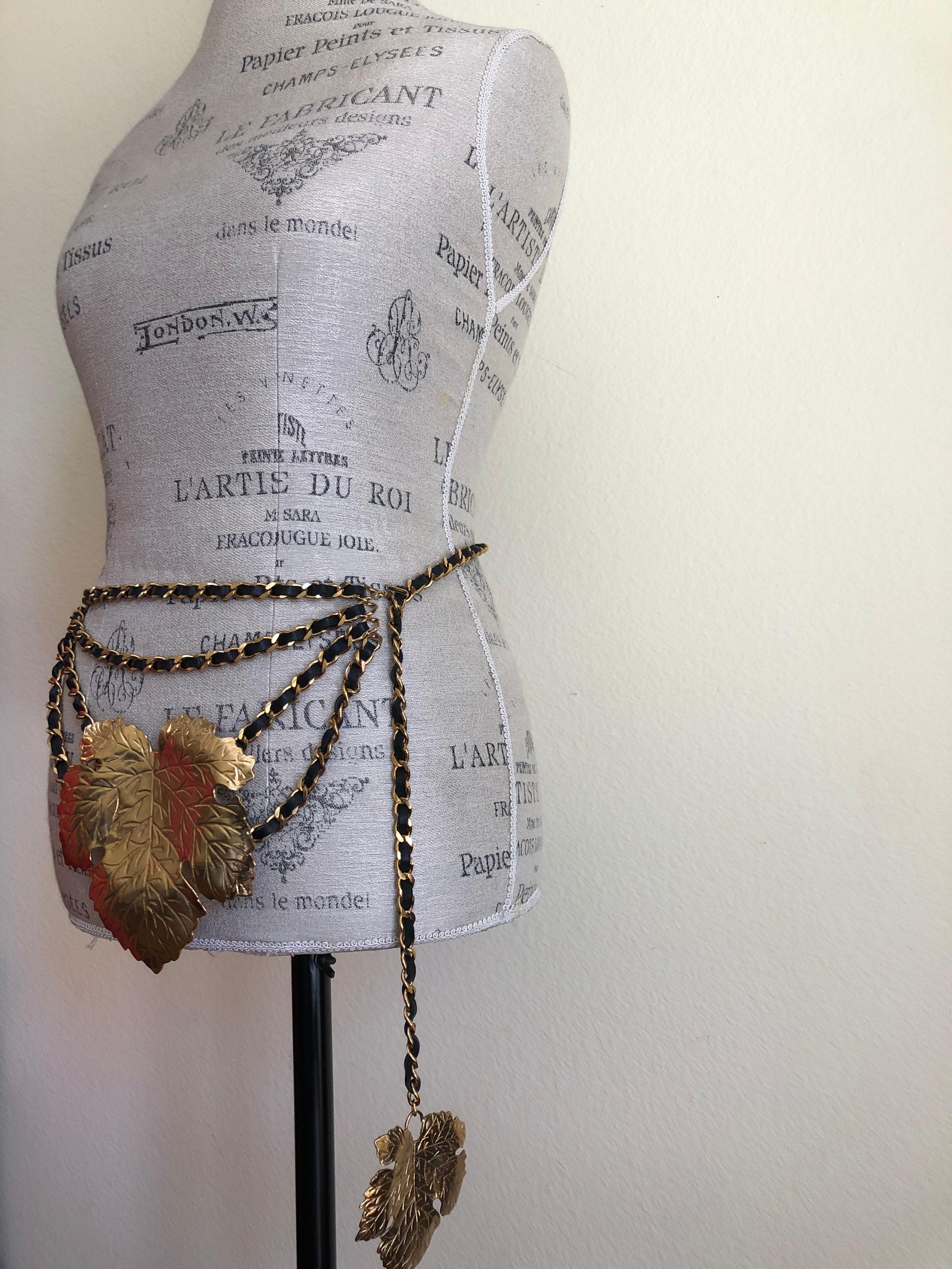 Vintage Chanel Fig Leaf Belt Spring 1991 Leather Chain Link Karl Lagerfeld  In Good Condition In Torrance, CA