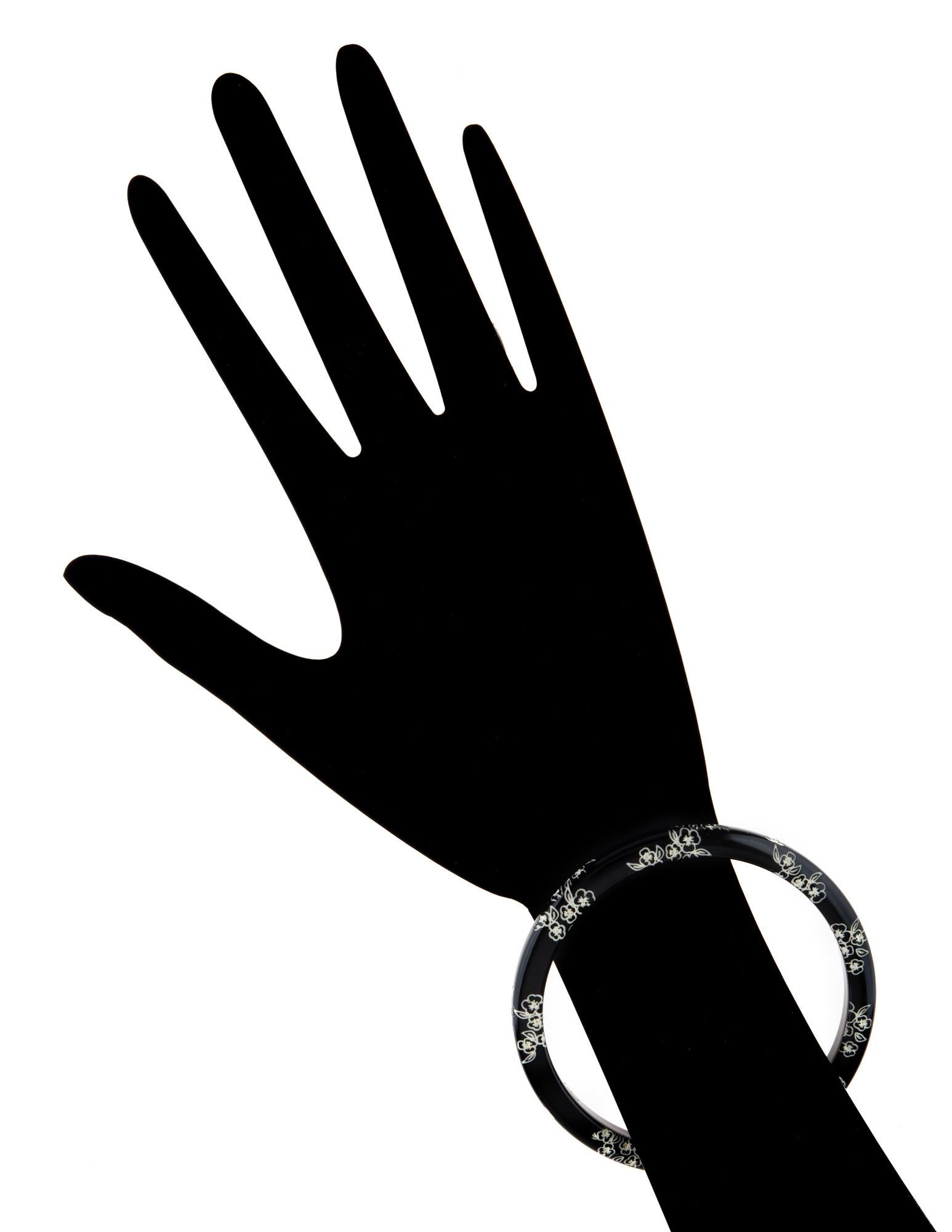 Modern Vintage Chanel Flower Bangle Bracelet Circa 2006 Black & White
