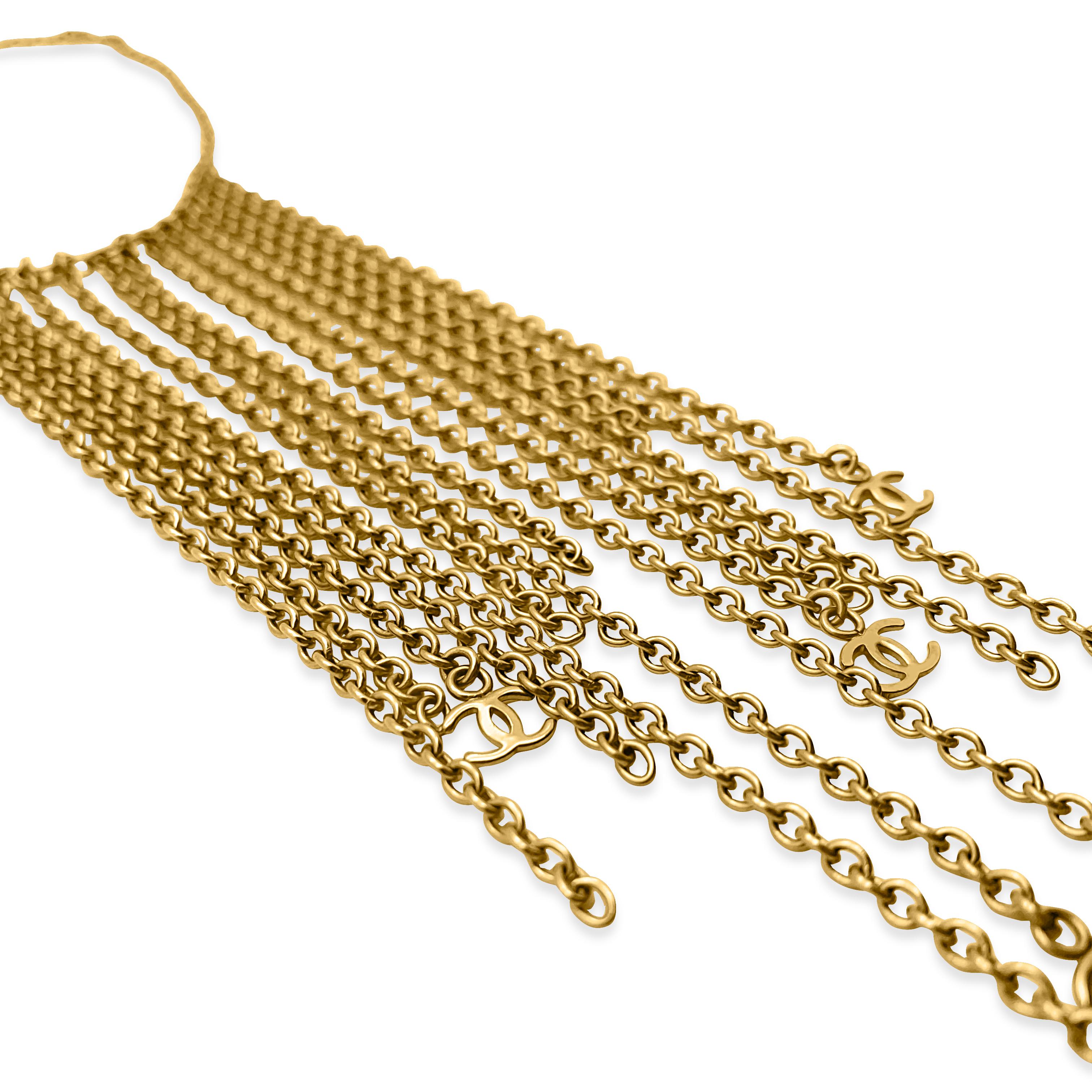 Collana Chanel vintage con logo a frange e gocce della Collection'S 2001 in vendita 1