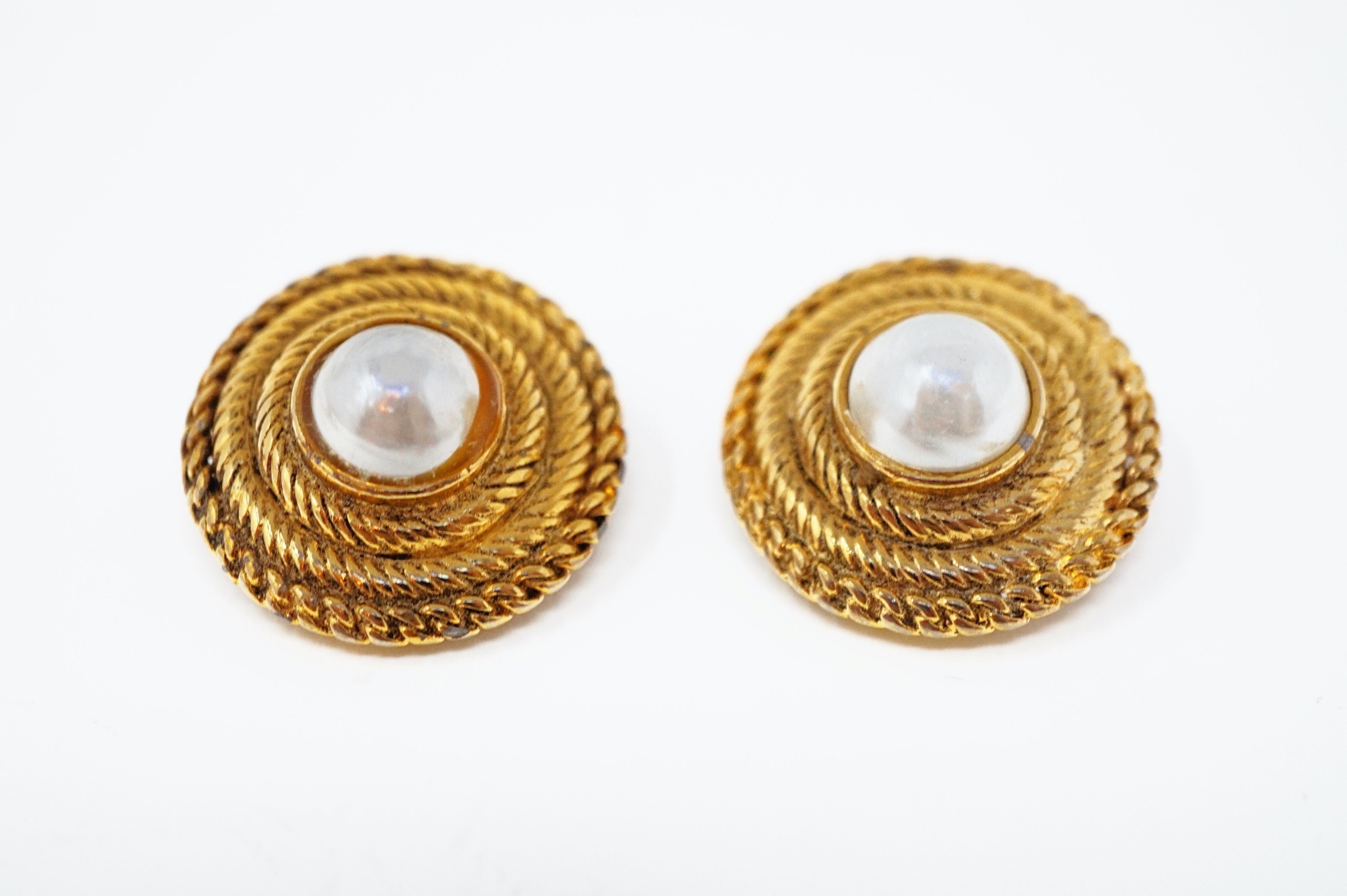Vintage Chanel Gilded Faux Mabe Pearl Clip-On Earrings, Signed, 1985 In Good Condition In McKinney, TX