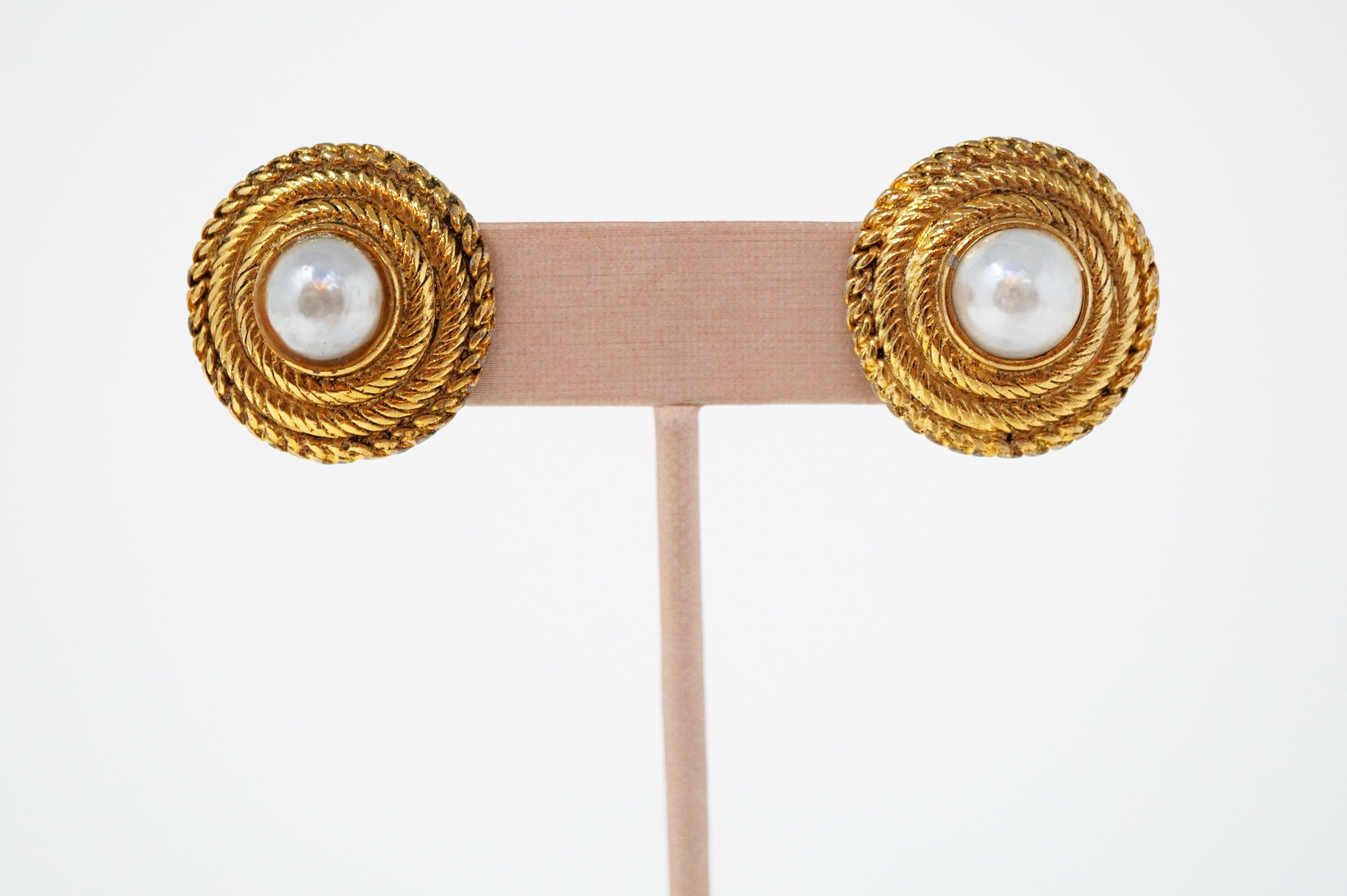 Vintage Chanel Gilded Faux Mabe Pearl Clip-On Earrings, Signed, 1985 4