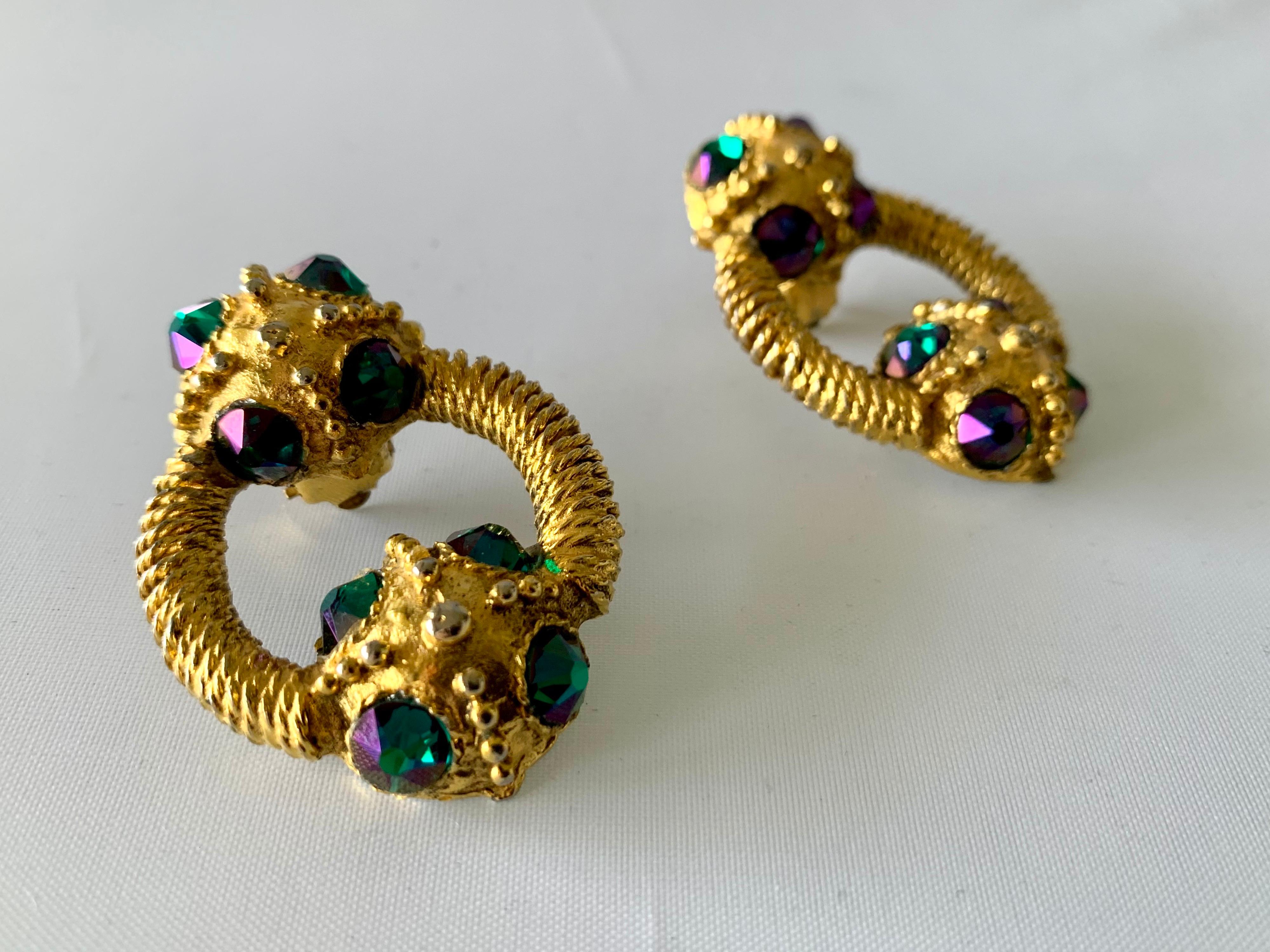 Vintage Chanel Gilt Green AB Door Knocker Earrings In Excellent Condition In Palm Springs, CA