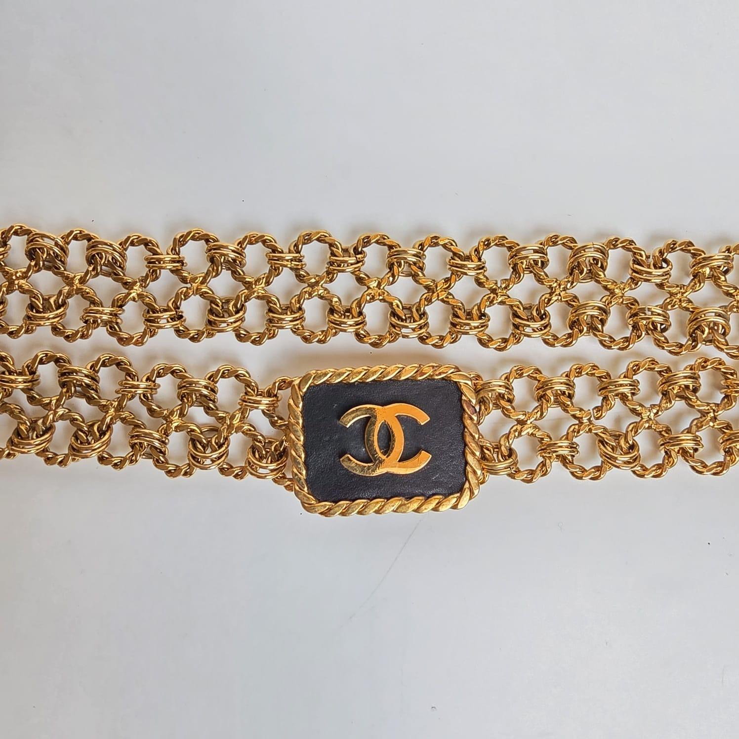 Vintage Chanel Gold CC Double Layered Chain Belt For Sale 1