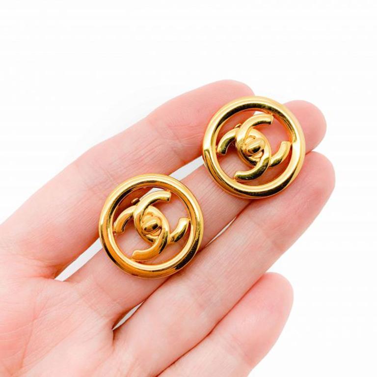 vintage chanel clip earrings