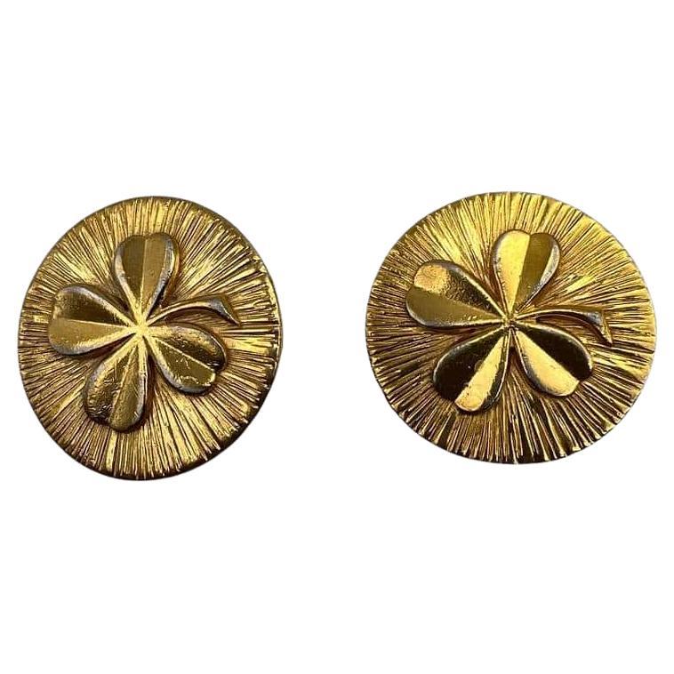 Vintage Chanel Gold Plated Clover Clip-on Earrings, 1970s For Sale