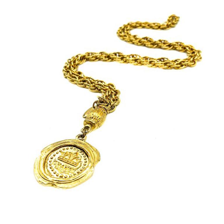 Vintage Chanel Gold Statement Chain & Byzantine Medallion Necklace 1984 In Good Condition For Sale In Wilmslow, GB