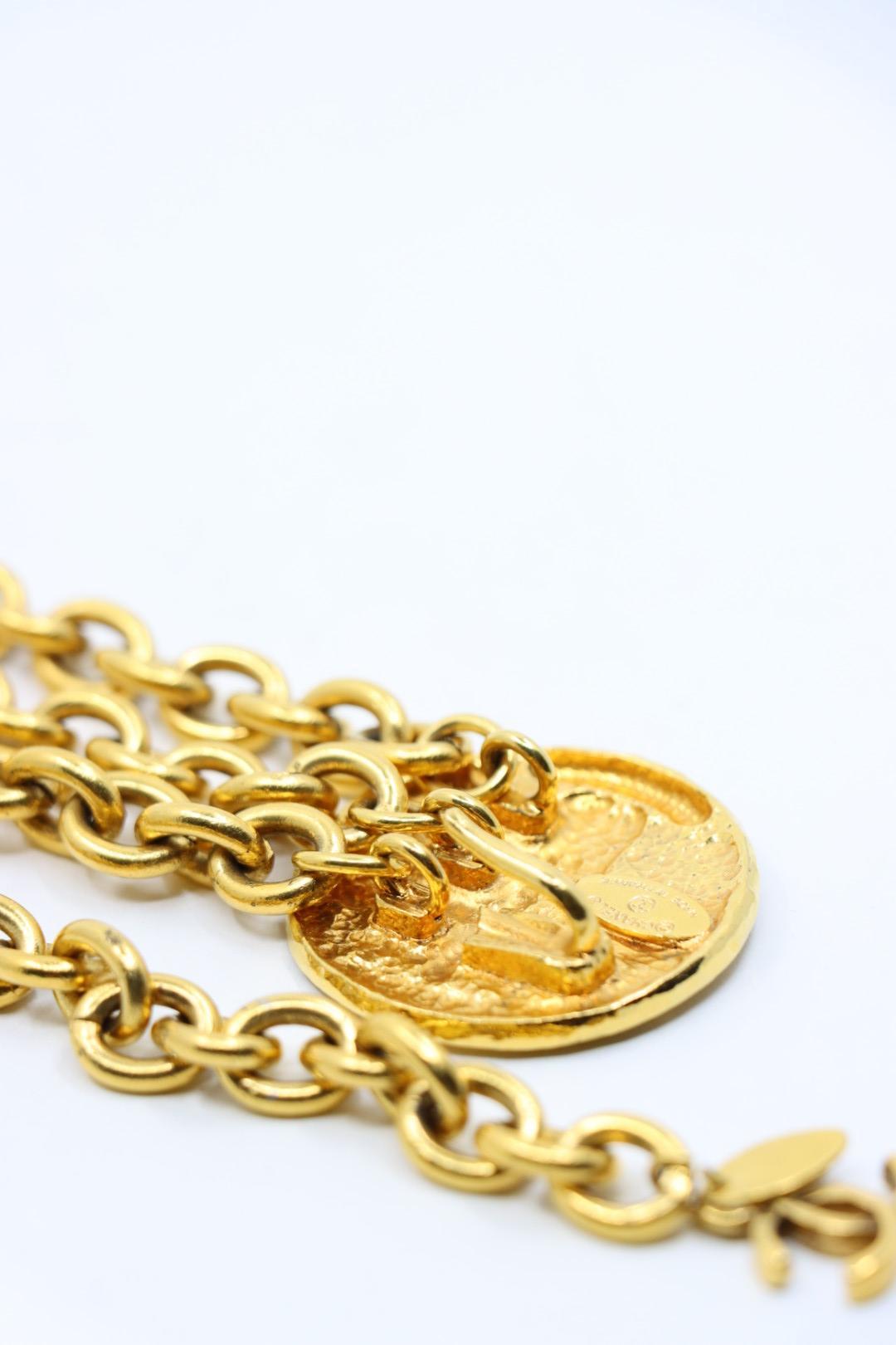 Vintage Chanel Gold Tone Medal Chain Belt 10