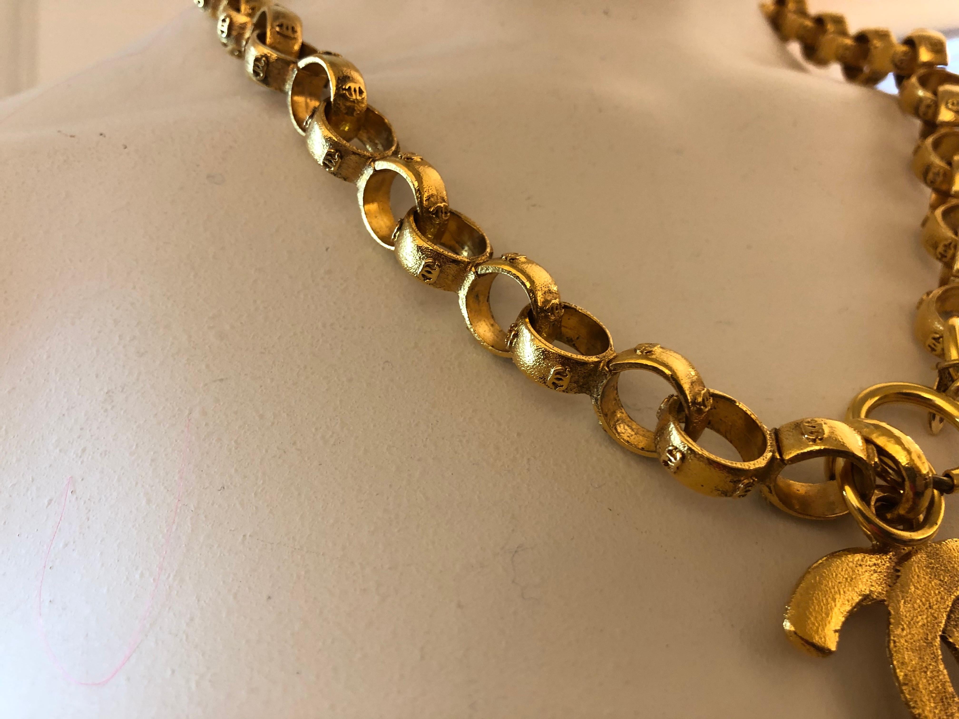 Vintage Chanel Gold Tone Necklace (1984-1990) w/Box 3