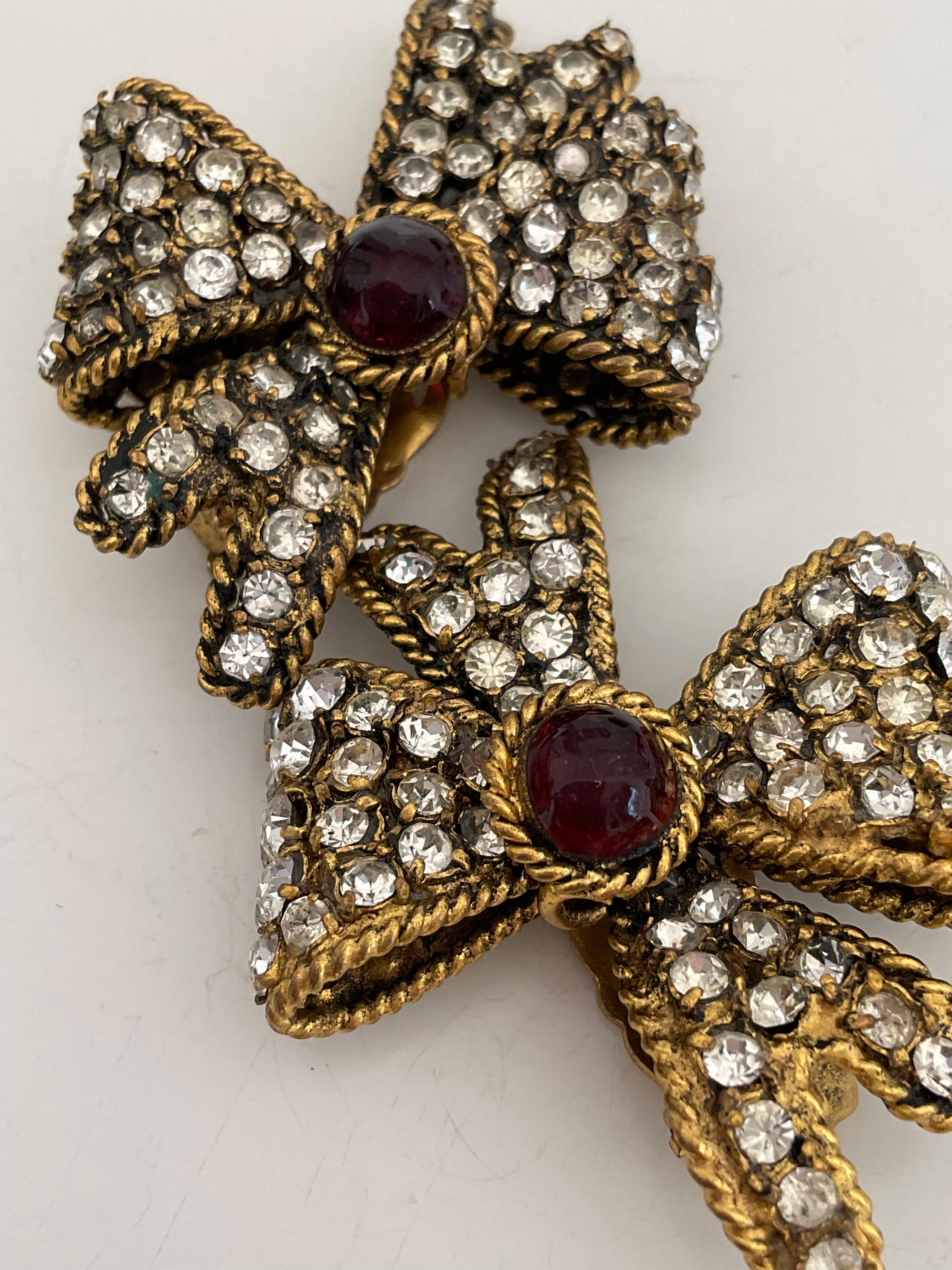 Boucles d'oreilles CHANEL Haute Couture 80's avec nœud en or Pour femmes en vente