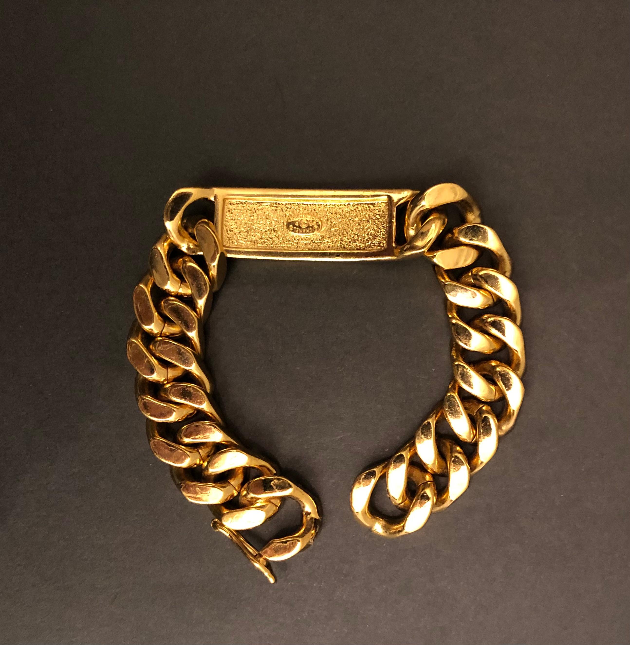 Vintage CHANEL Gold Toned Chain Link Bracelet Unisex Mens  In Excellent Condition For Sale In Bangkok, TH