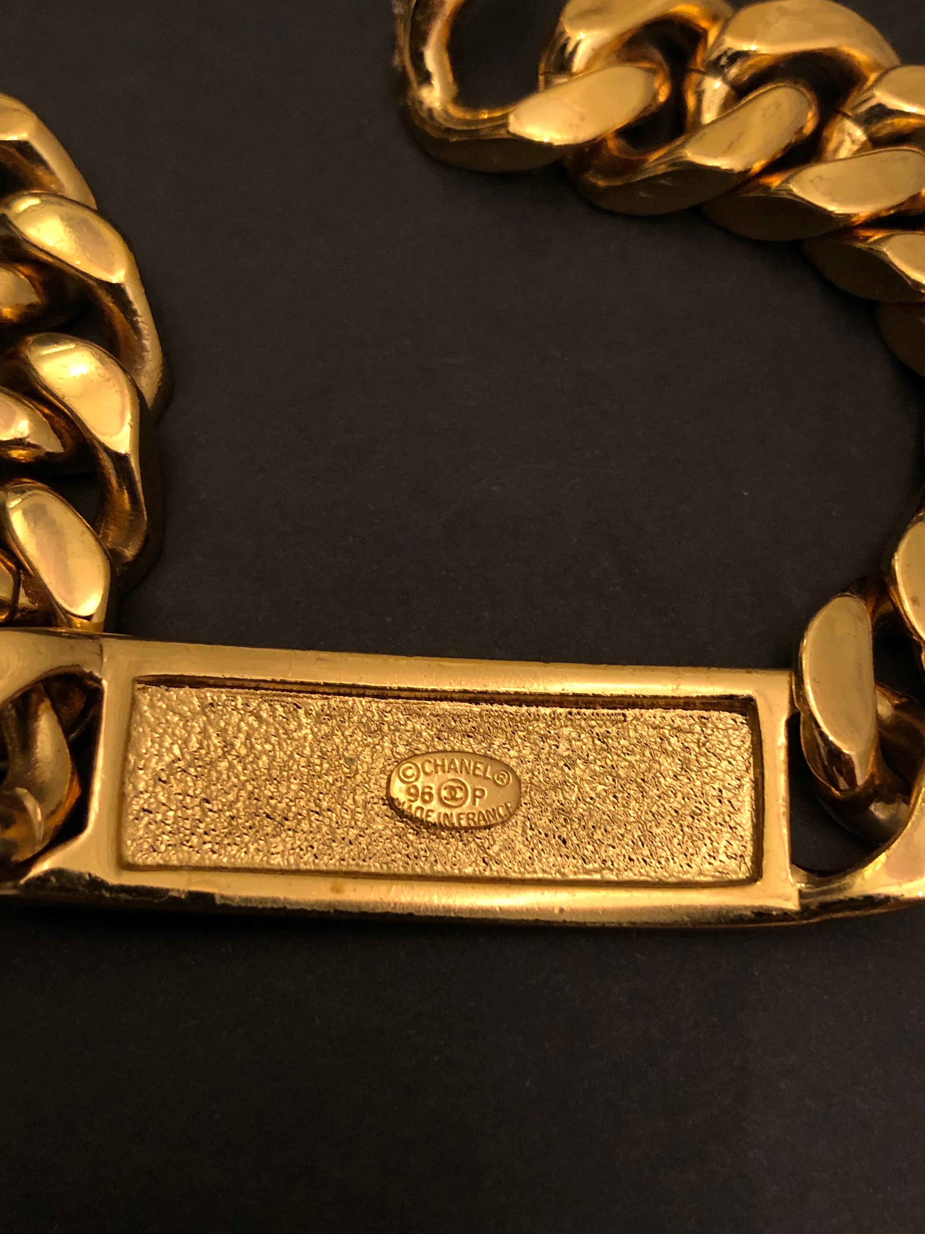 Vintage CHANEL Gold Toned Chain Link Bracelet Unisex Mens  For Sale 2