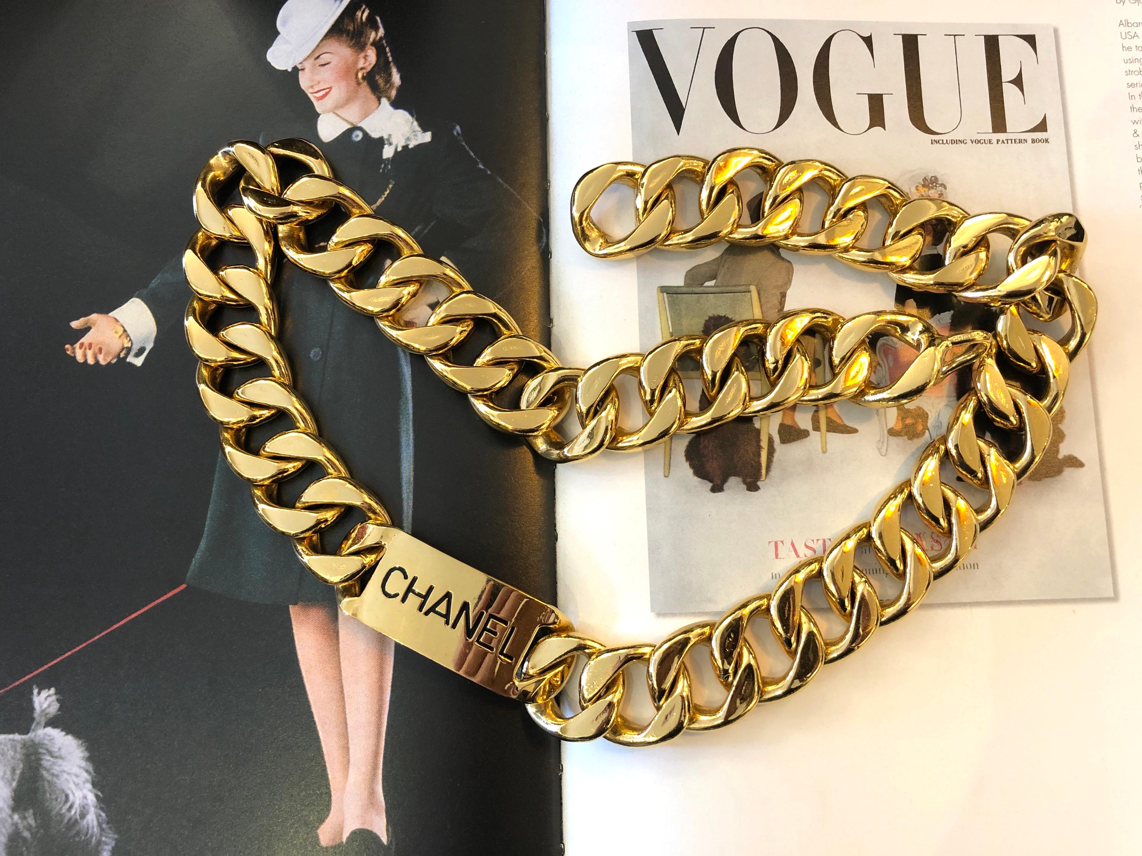 Vintage Chanel hunky gold toned chain belt featuring a CHANEL plaque. Stamped CHANEL. Length 70cm (27.5 inches) Chian width 3.4cm (1.35 inches) Weight 370 grams. Adjustable hook fastening closure. Comes with box.


Condition: Minor signs of wear and