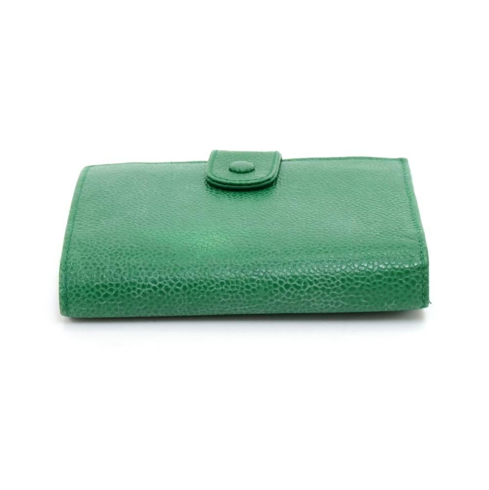 chanel green wallet