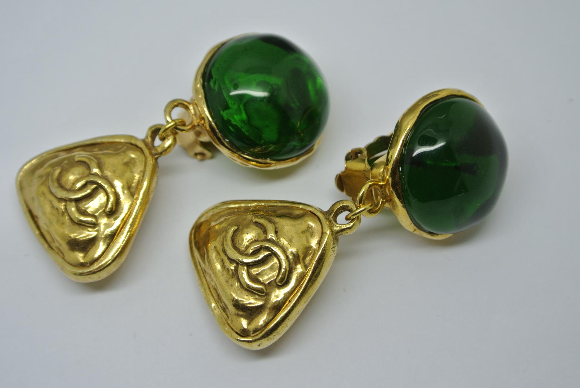 Vintage Chanel Green Poured Glass Logo Drop Earrings For Sale 1