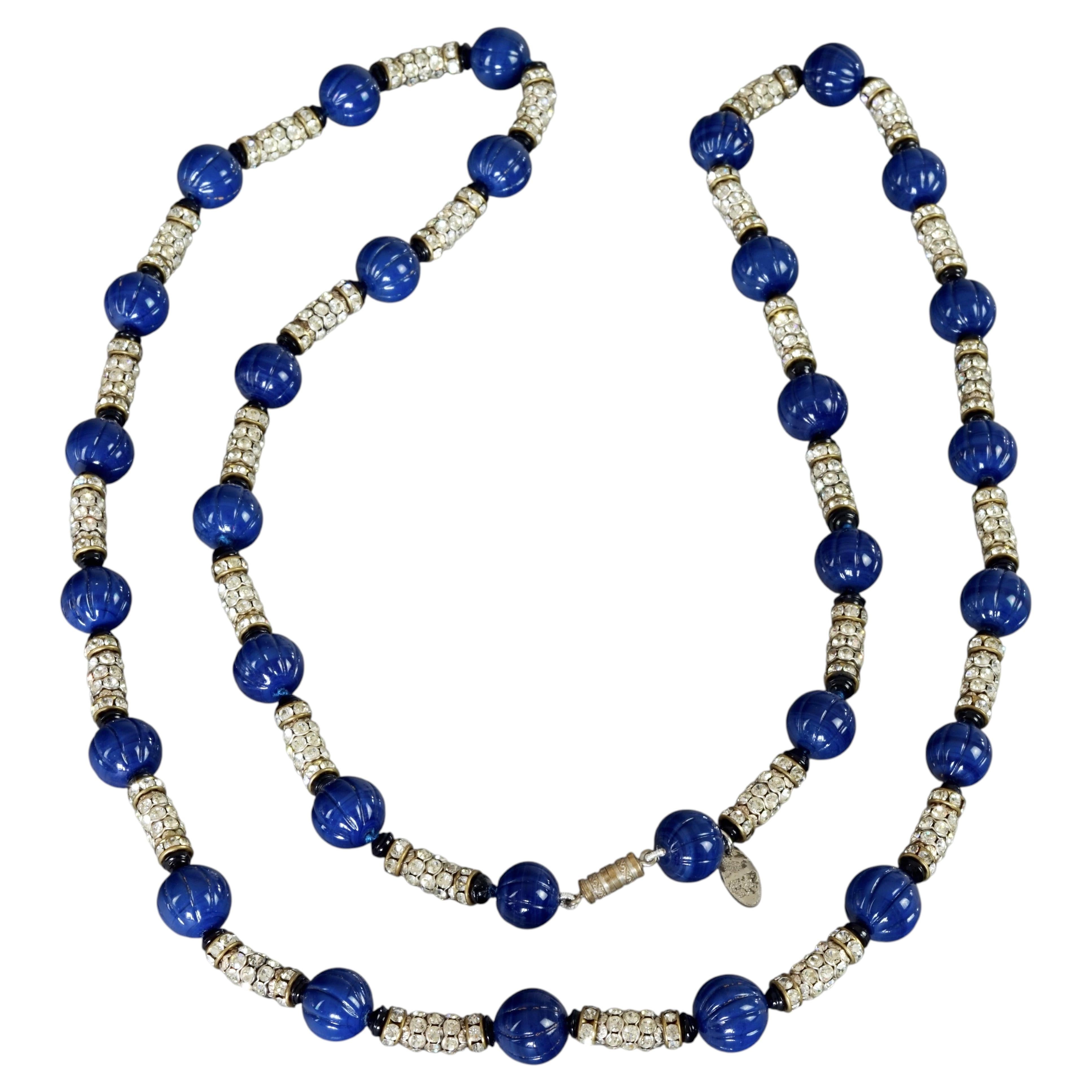 Vintage CHANEL GRIPOIX Collier long clouté avec strass Ball and Ball bleu