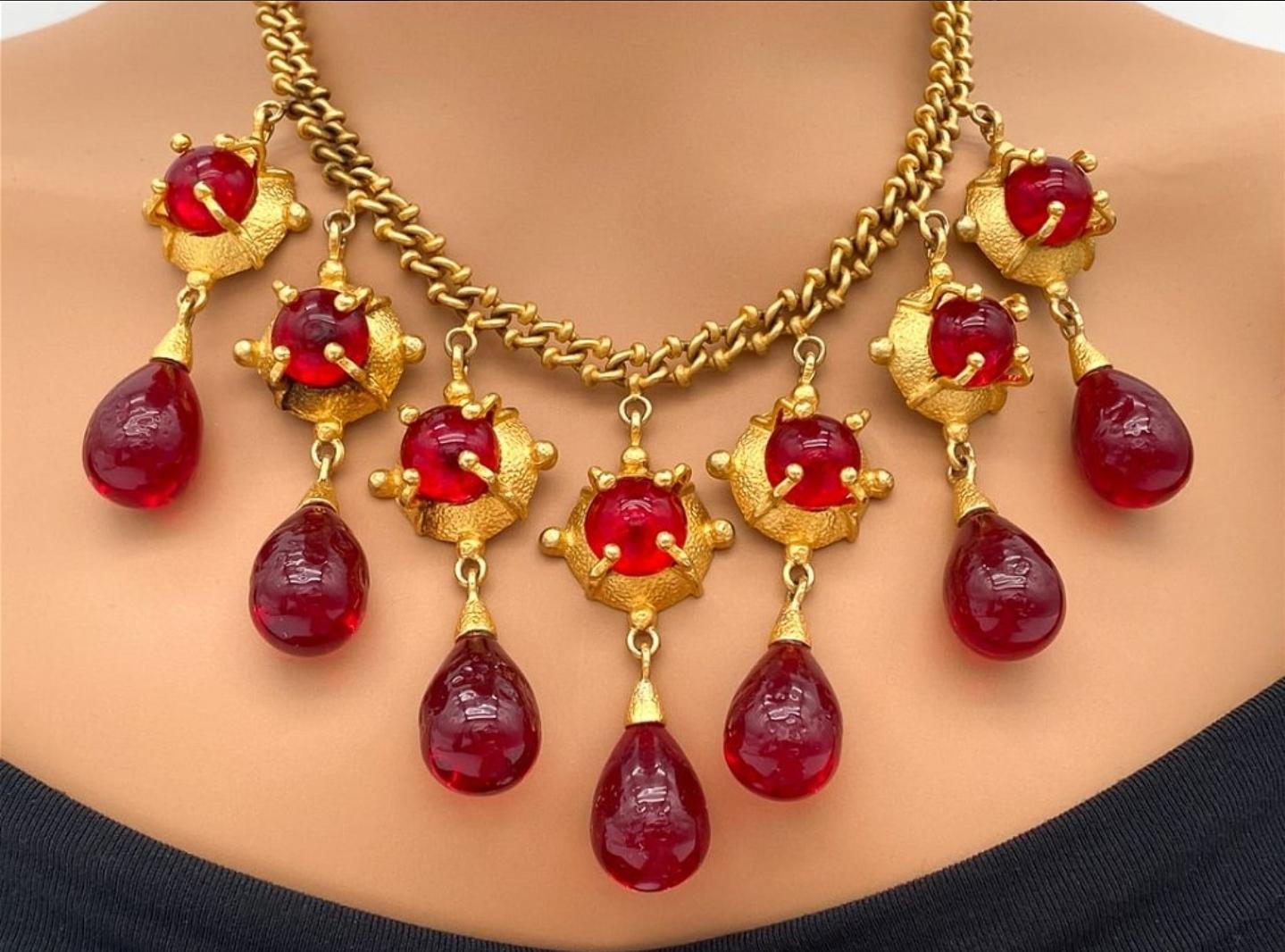 French Vintage Chanel Gripoix Pate de Verre Bib Necklace With Red Poured Glass Teardrop For Sale