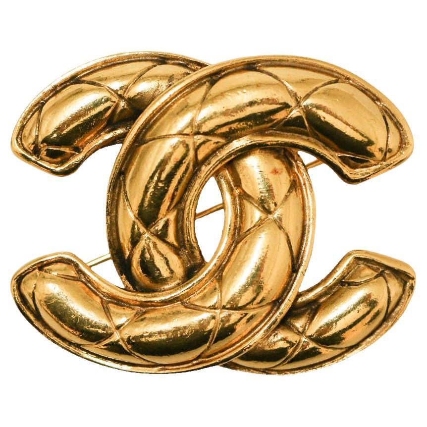 Vintage Chanel Guilded Quilted Brooch For Sale