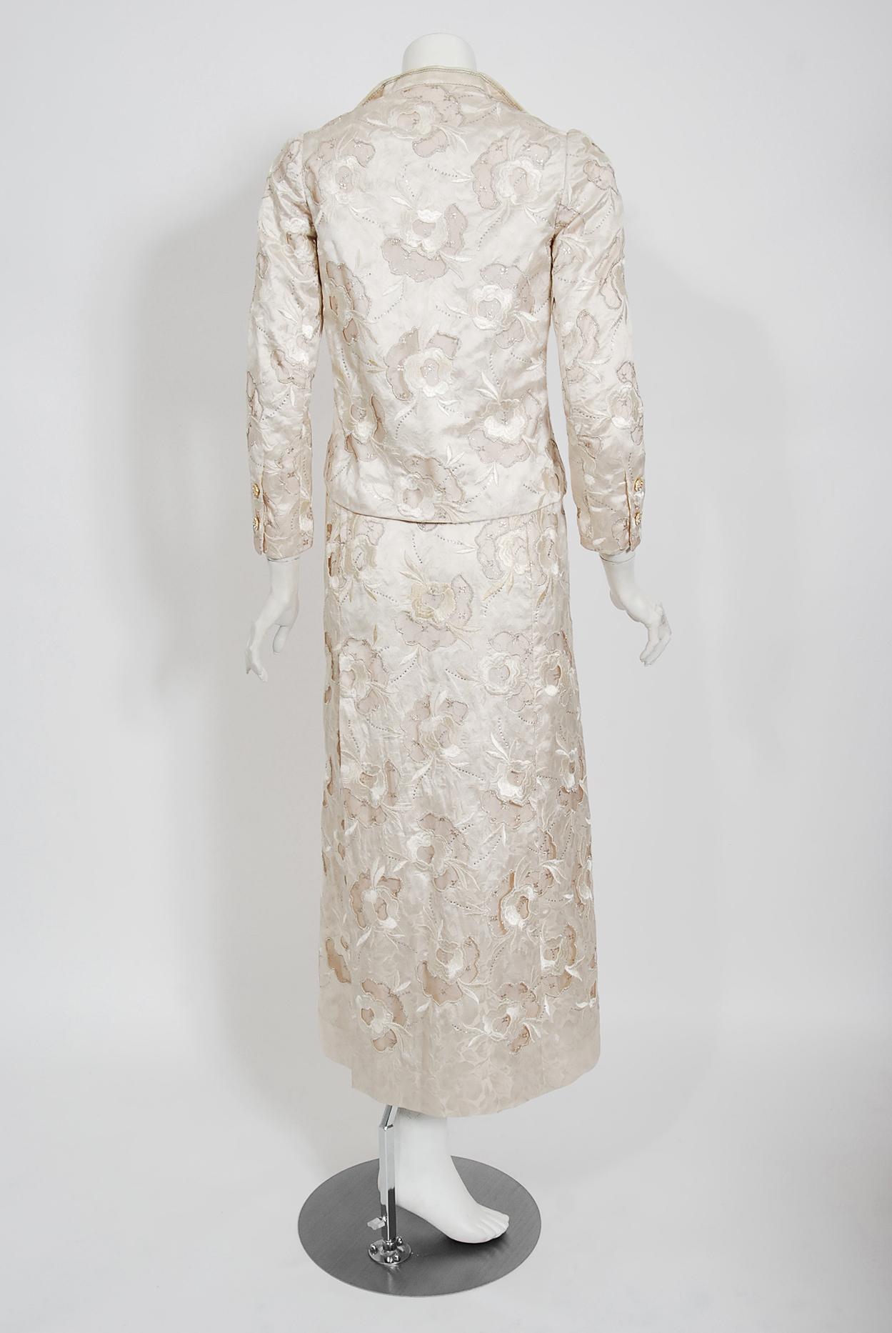 Vintage Chanel Haute Couture Ivory Lesage Embroidered Silk Bridal Gown & Jacket For Sale 6