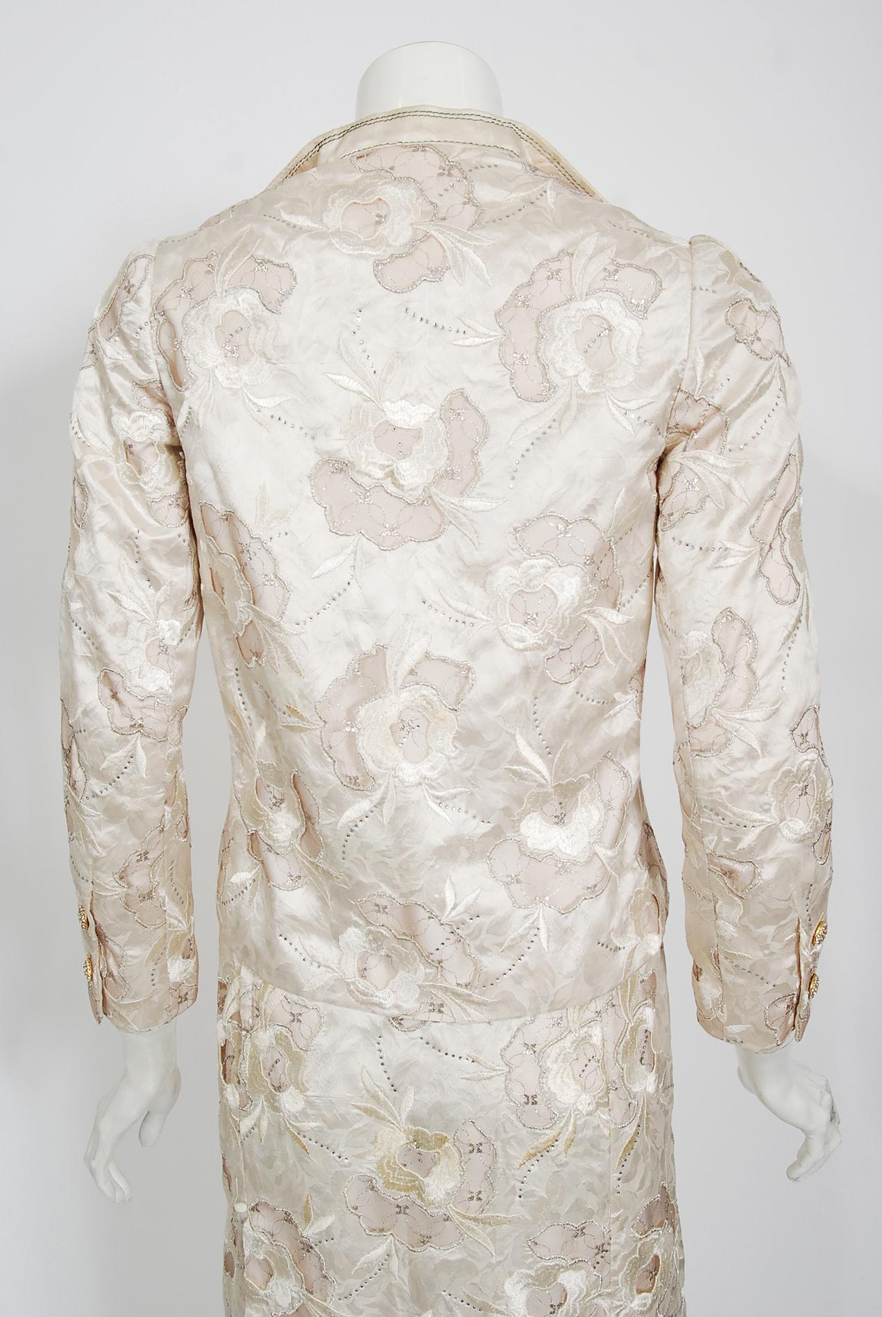 Vintage Chanel Haute Couture Ivory Lesage Embroidered Silk Bridal Gown & Jacket For Sale 7