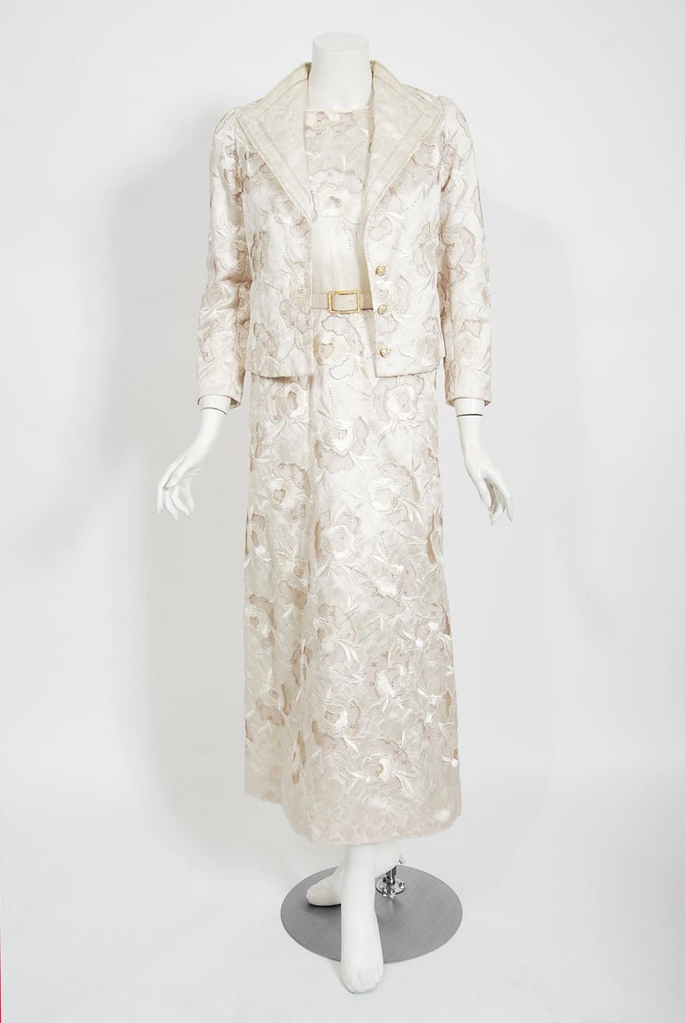 Vintage Chanel Haute Couture Ivory Lesage Embroidered Silk Bridal Gown and  Jacket For Sale at 1stDibs