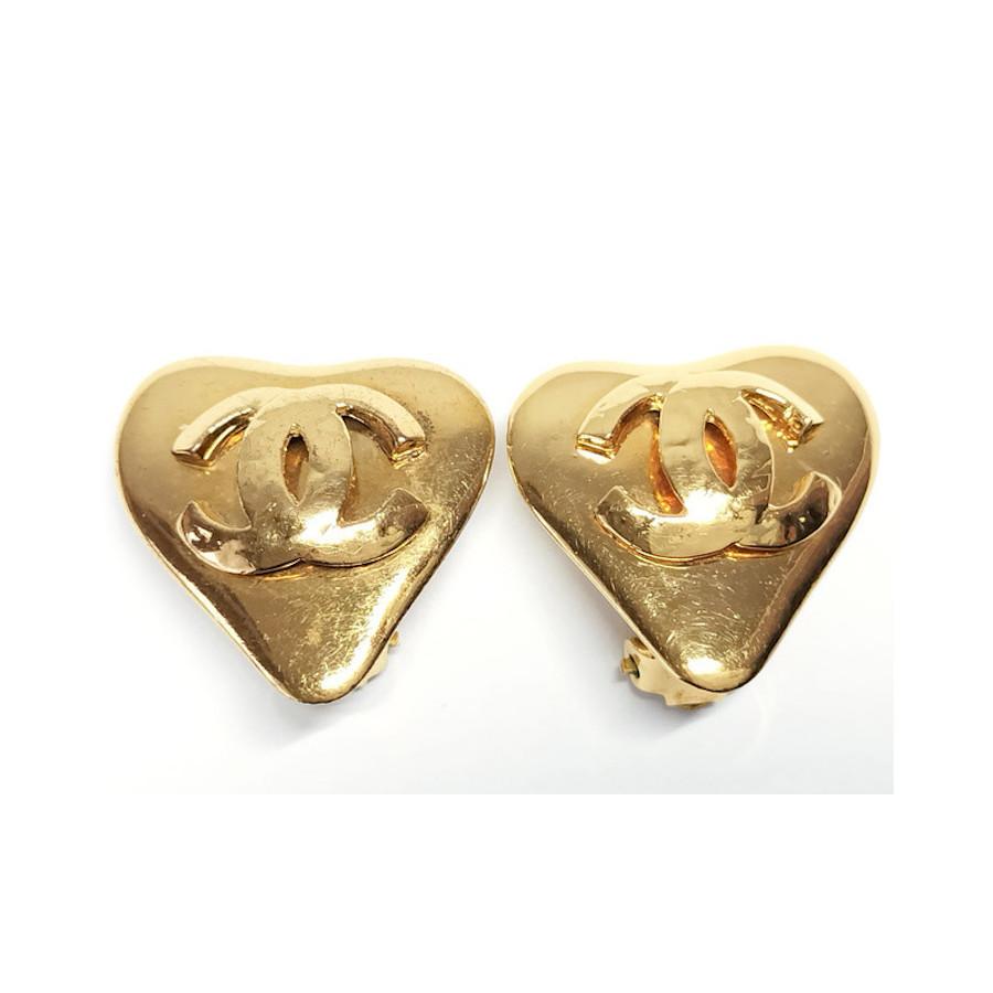 Women's Vintage Chanel Heart Clips