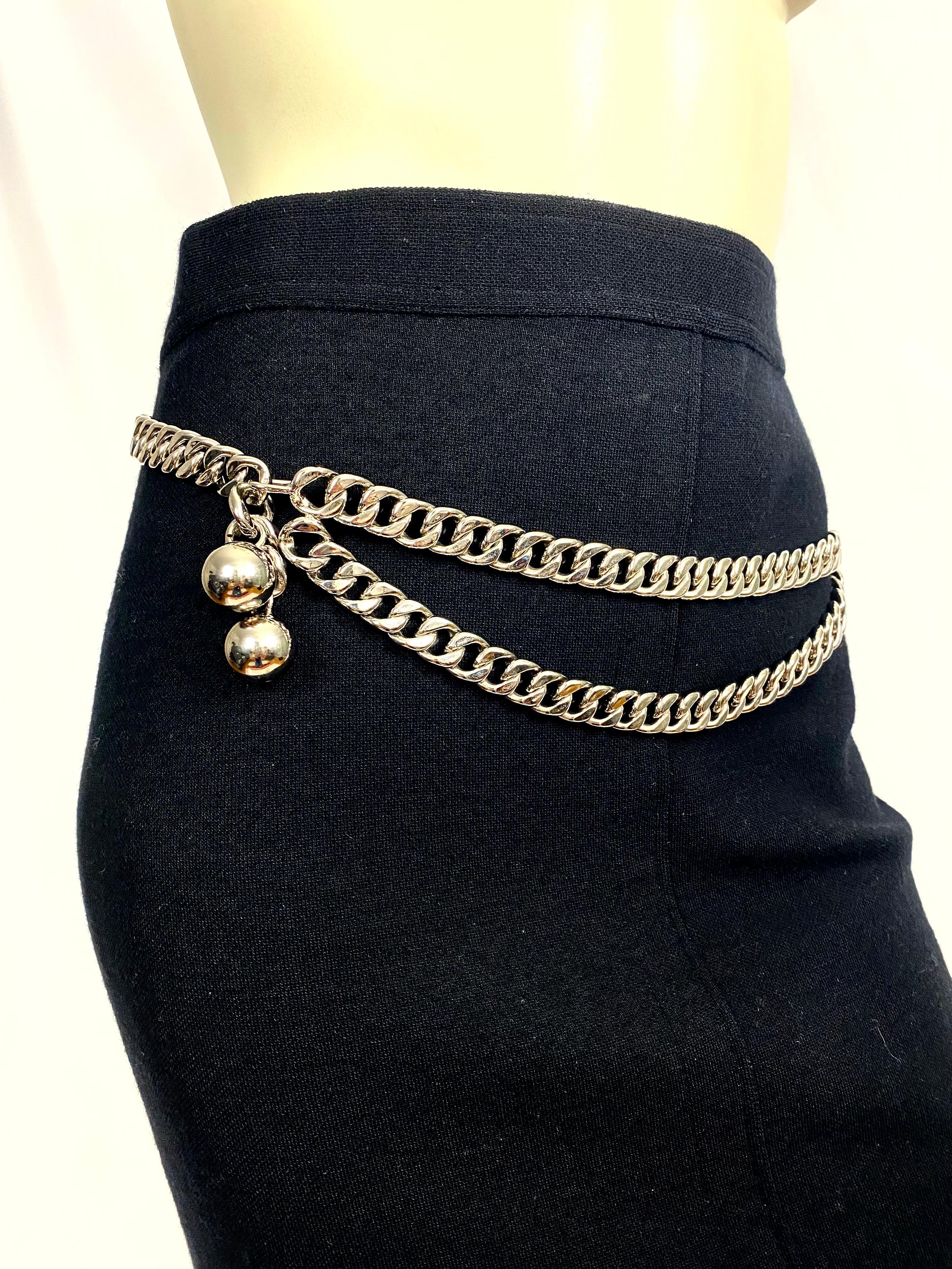 Vintage Chanel heavy silver chain link belt For Sale 3