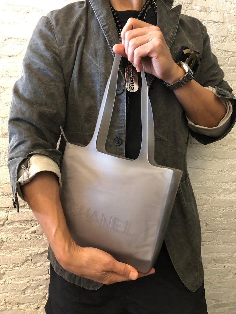 Vintage CHANEL Jelly Tote Bag with Pouch Neutral Gray PM For Sale
