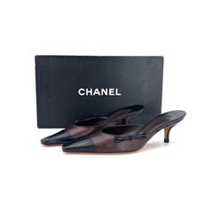 Vintage Chanel Karl Lagerfeld Era Bow CC Logo Cap Toe Kitten Heel Mules 37