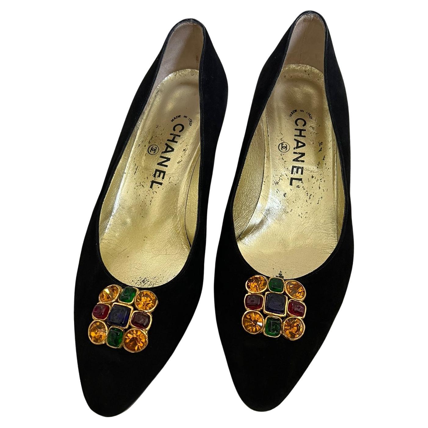 Vintage Chanel Kitten-Heels mit Gripoix-Schnallen, 1989