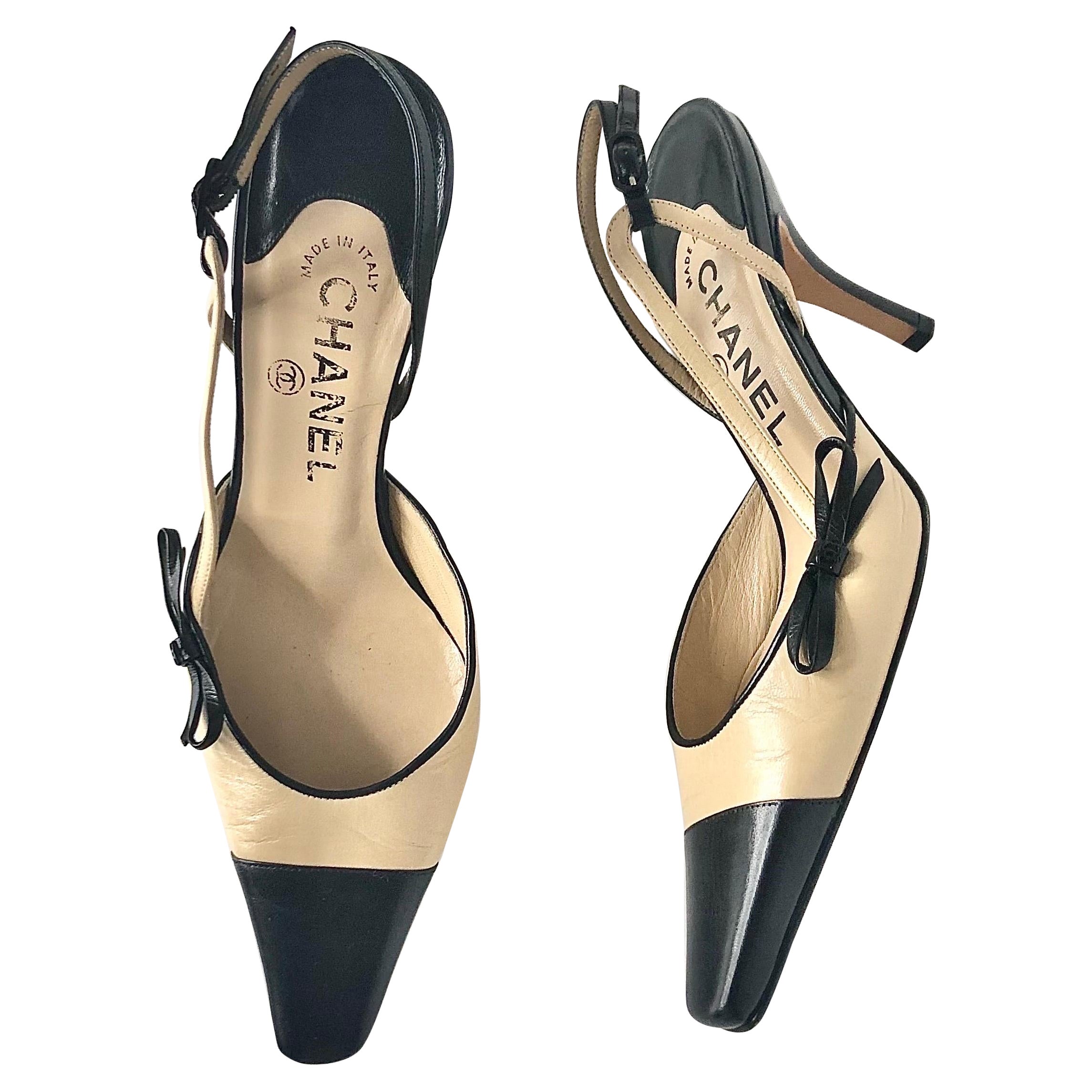 Vintage Chanel Lagerfeld Interlocking CC Mini Bow Cap Toe Slingback Pumps 36