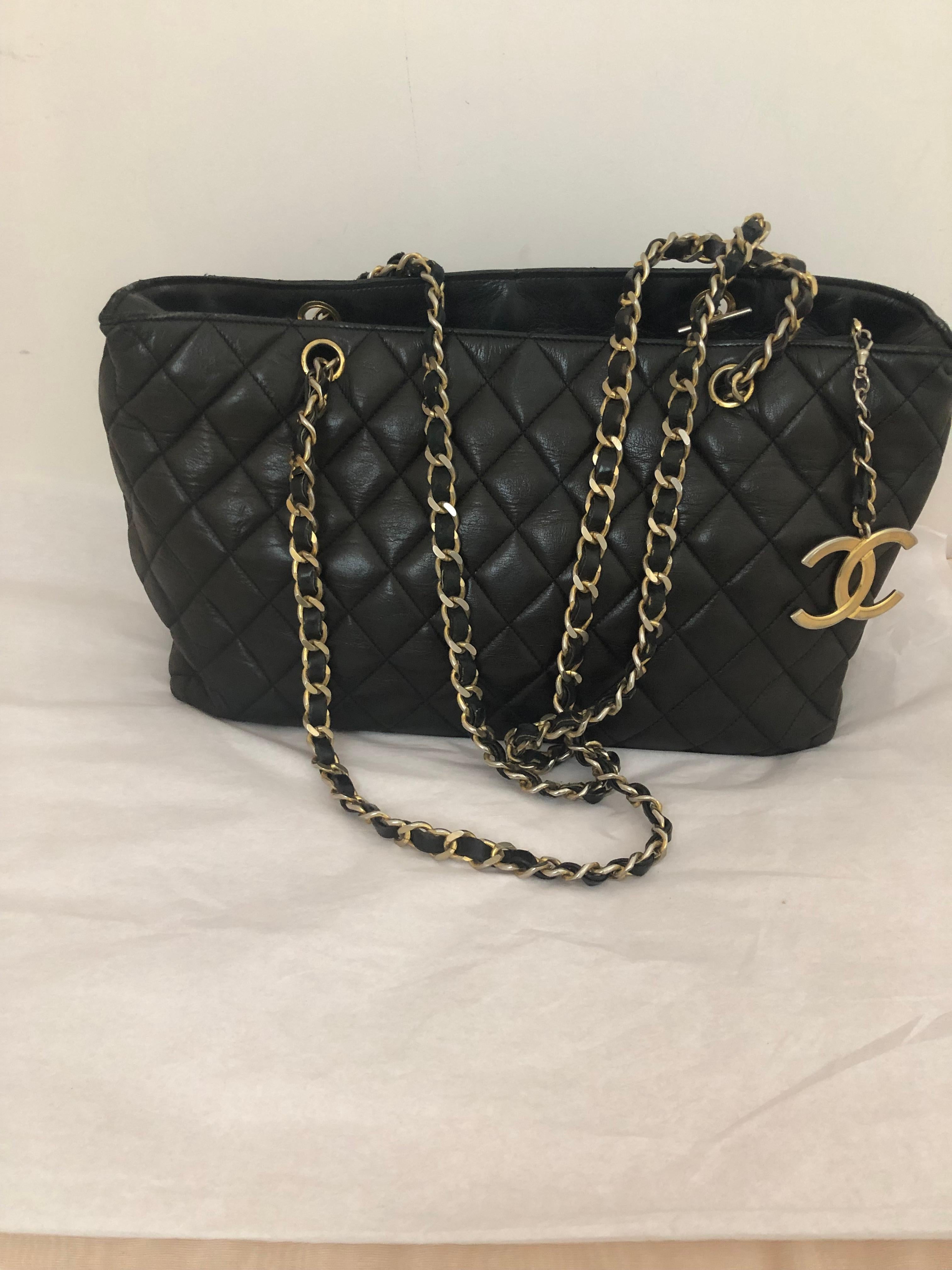Women's Vintage CHANEL Large Black Quilted Lambskin Tote w/COA