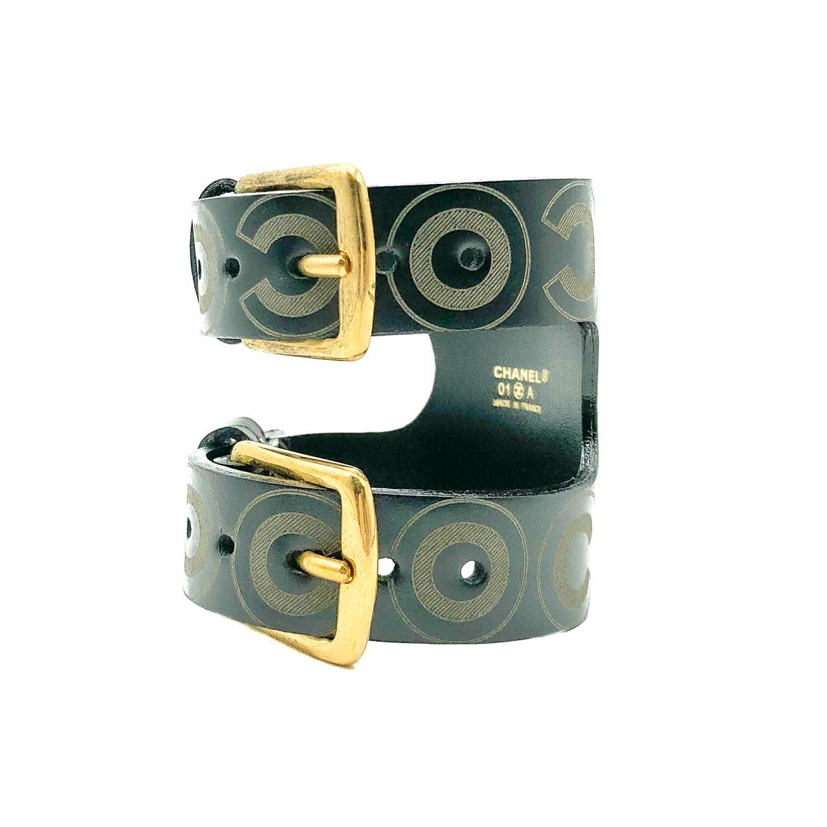 Vintage Chanel Leather Double Buckle Coco Cuff 2001 In Good Condition For Sale In Wilmslow, GB