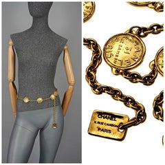Vintage CHANEL Logo 31 Rue Cambon Medallion Necklace Belt