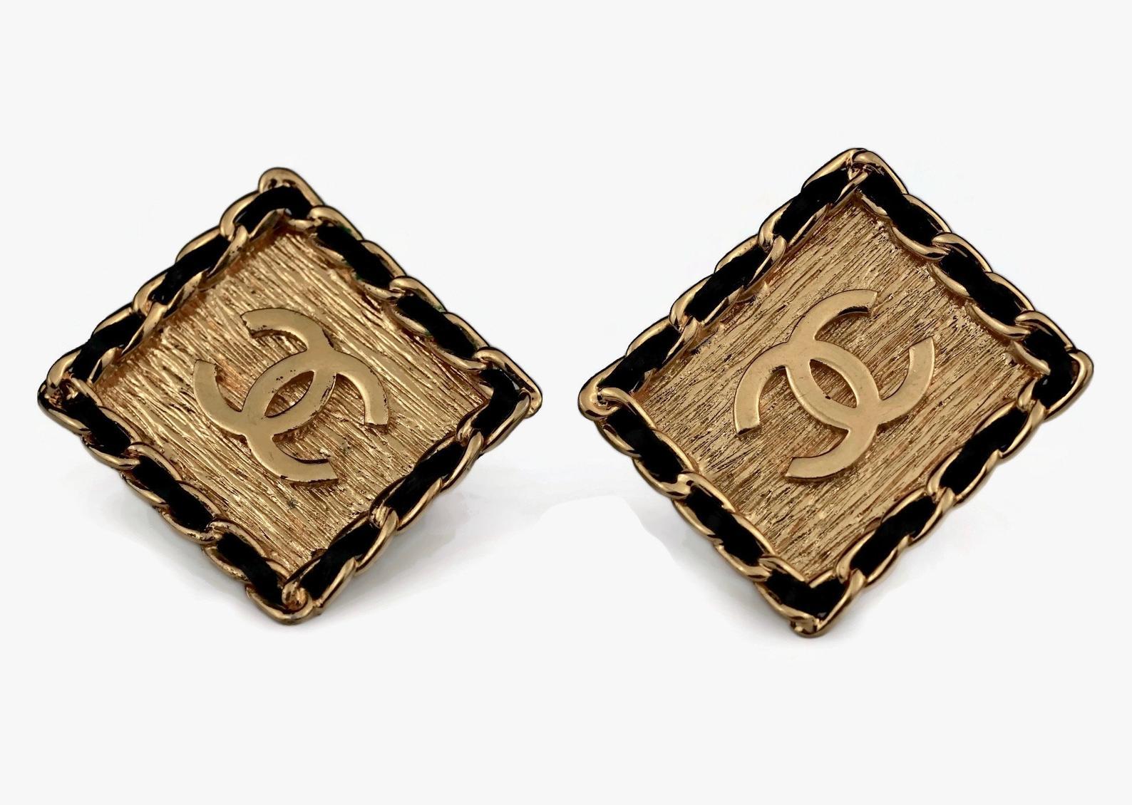 Vintage CHANEL Logo Chain Leather Square Earrings 2