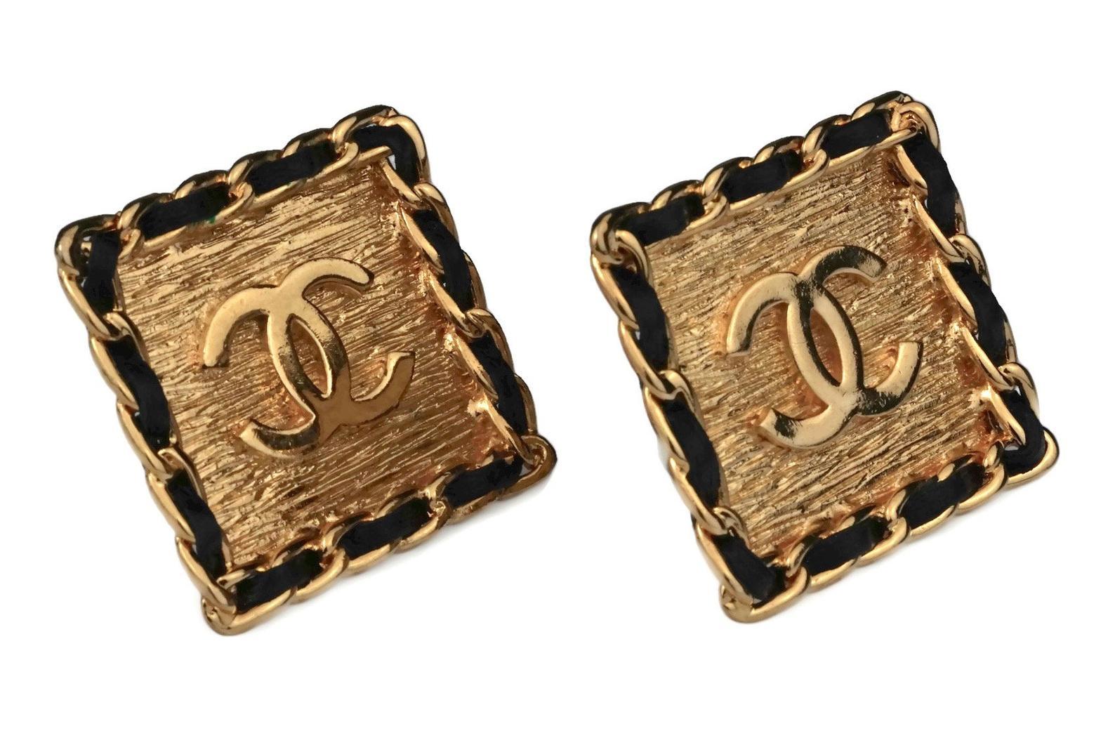 Vintage CHANEL Logo Chain Leather Square Earrings 4