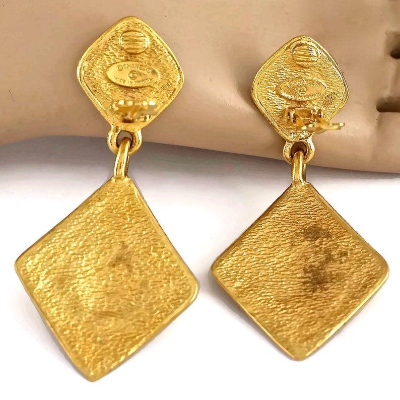 Vintage CHANEL Logo Diamond Shape Dangling Earrings 2