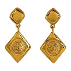 Vintage CHANEL Logo Diamond Shape Dangling Earrings