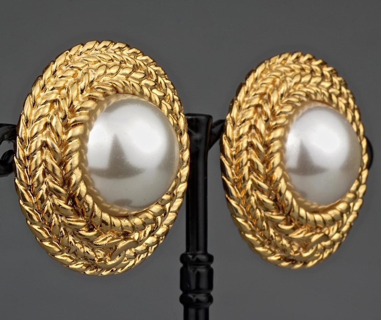 Vintage CHANEL Logo Pearl Braided Earrings 1