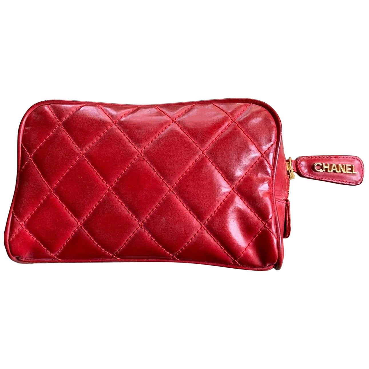 Vintage CHANEL Logo Quilted Red Leather Gold Zipper Pull Bag Clutch Purse Bag