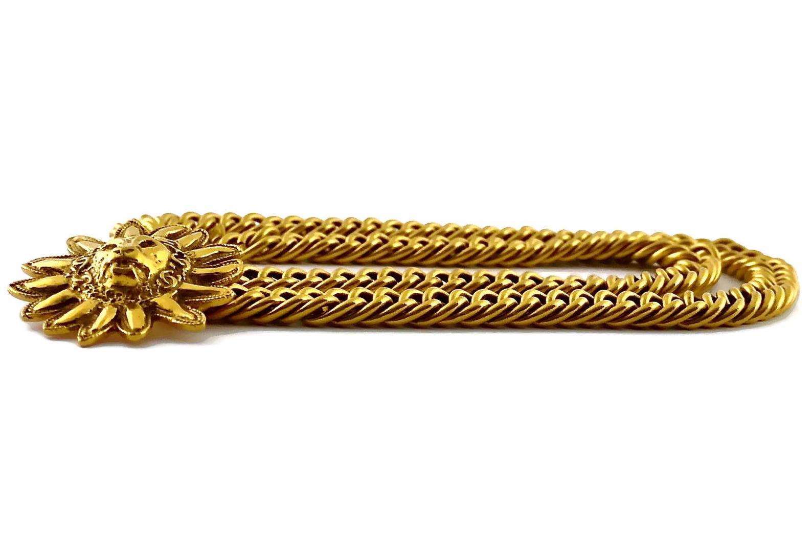 chanel lion head necklace