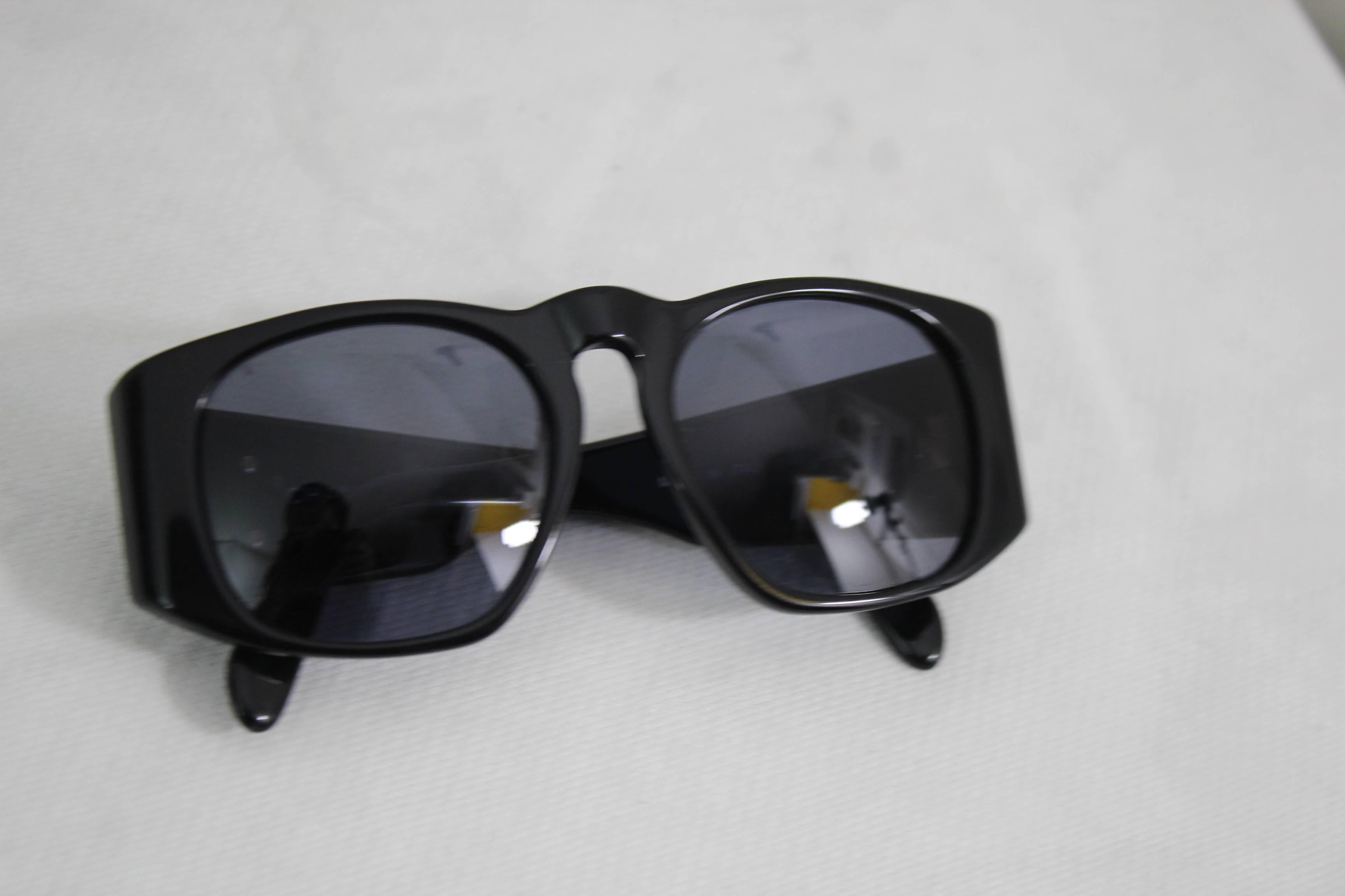Women's or Men's Vintage Chanel Logo Sunglasses