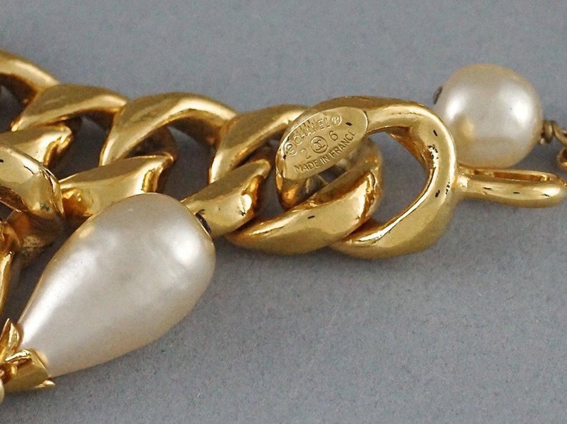 Vintage CHANEL Massive Chain Pearl Drop Choker Necklace 2