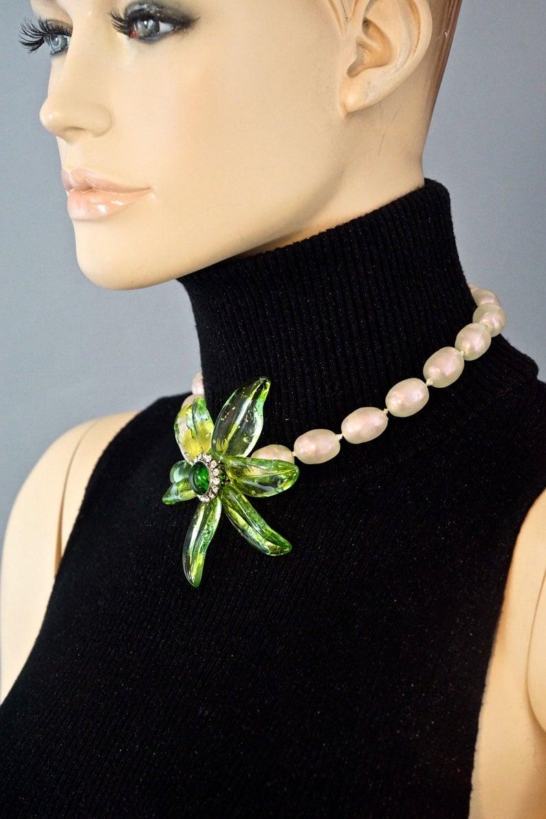 Women's Vintage CHANEL Massive Flower Gripoix Murano Rhinestone Pearl Choker Necklace
