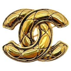 Broche Chanel Matelassé CC Logo 1980