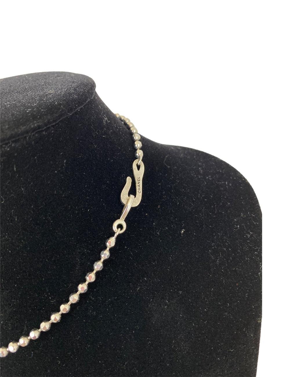 Vintage Chanel Metallic Camellia Necklace In Excellent Condition For Sale In Amman, JO