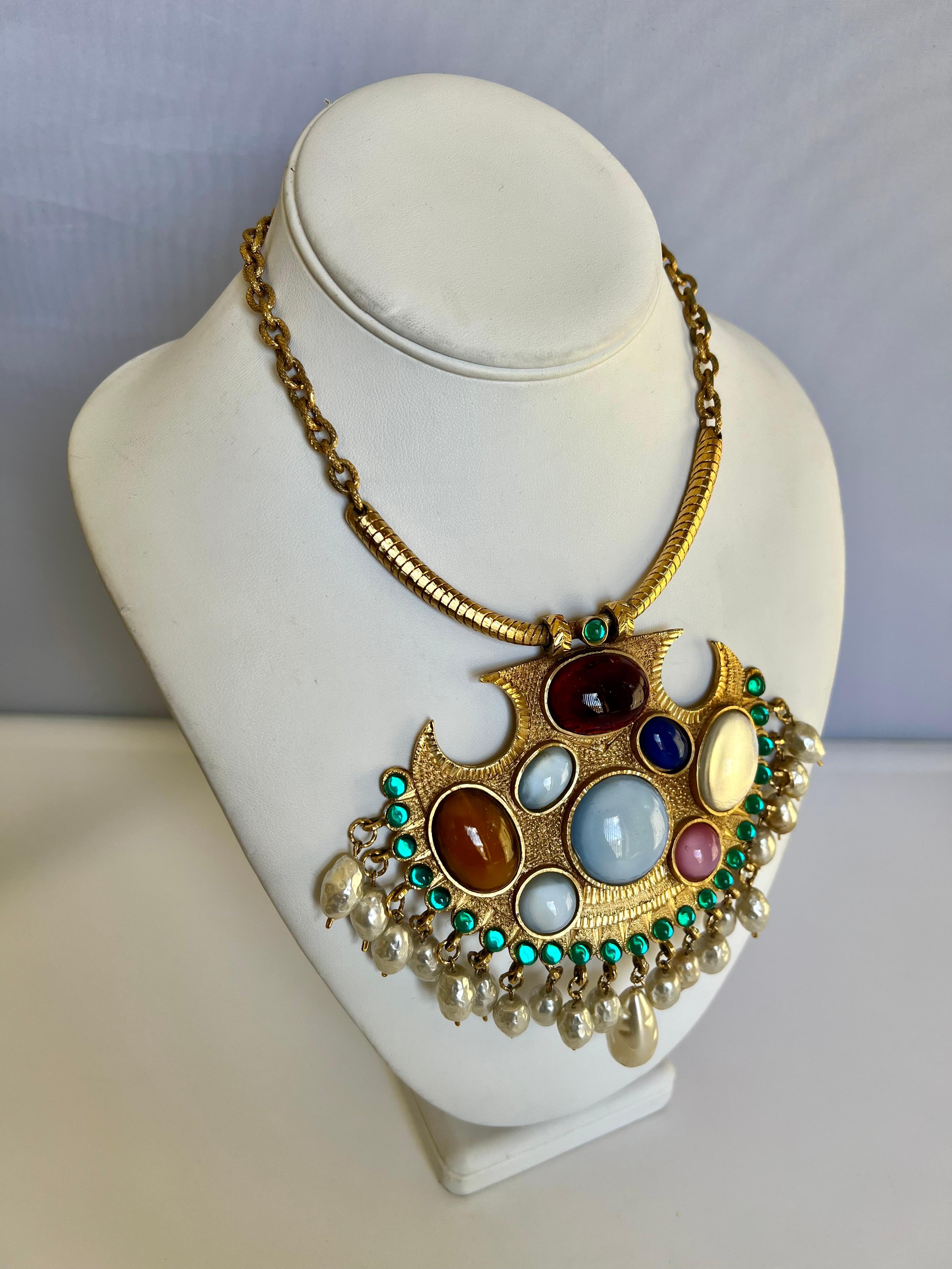 Vintage Chanel Middle Eastern Motif Jewel and Pearl Pendant Necklace  For Sale 3