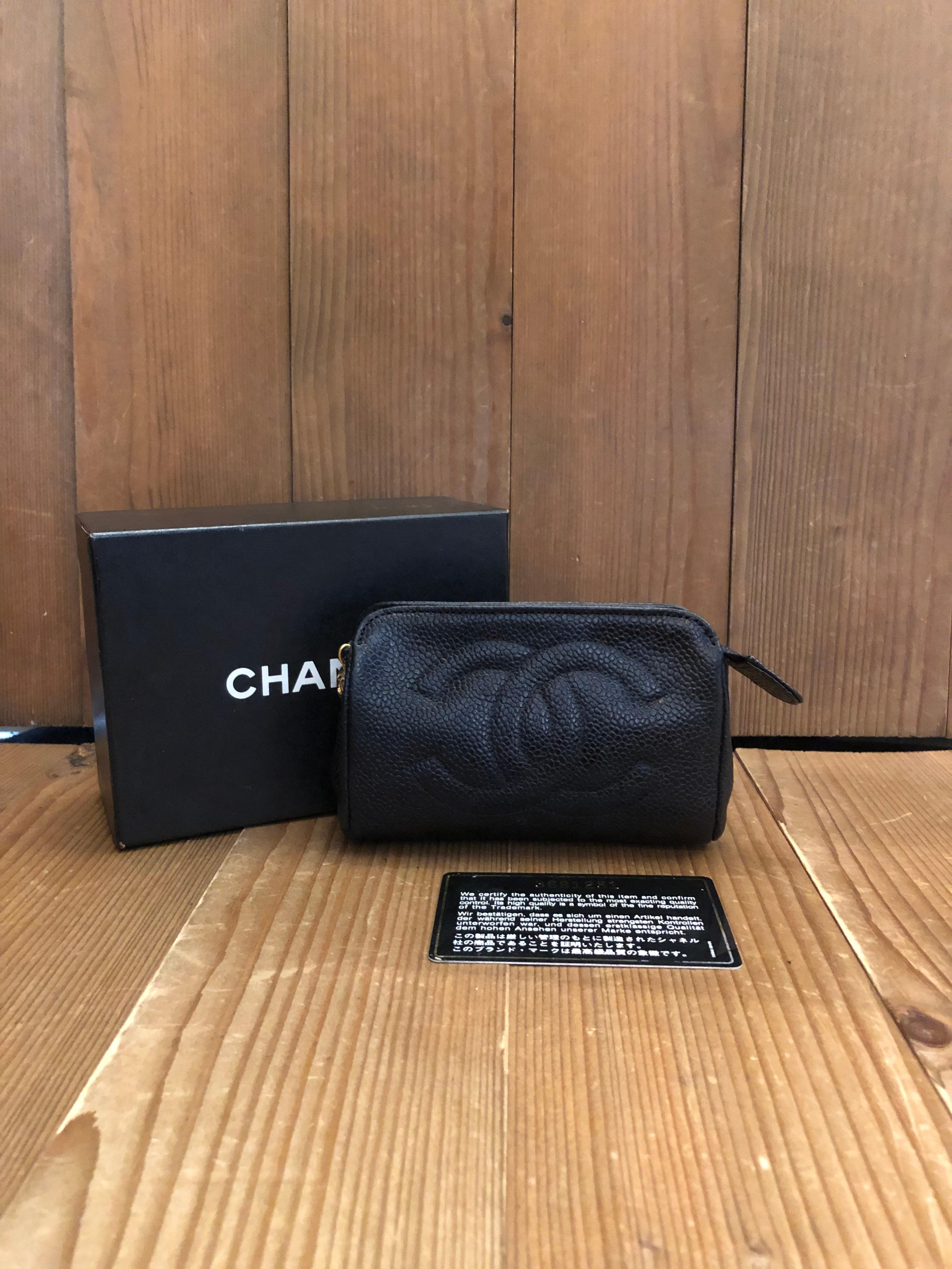 Vintage CHANEL Mini Caviar Calfskin Leather Pouch Bag Black (Modified) In Good Condition In Bangkok, TH
