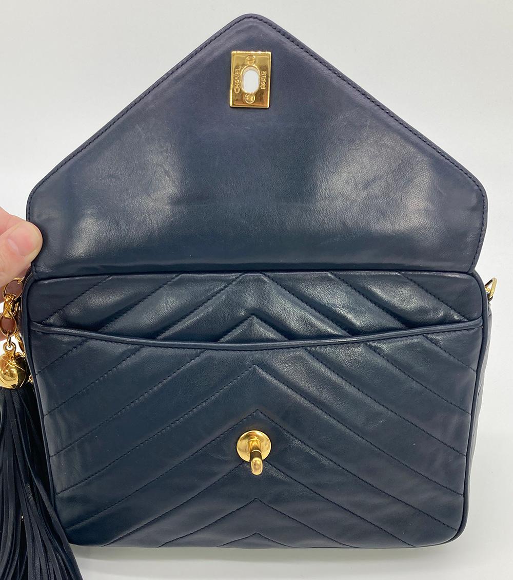 Vintage Chanel Navy Chevron Quilted Tassel Camera Bag In Good Condition In Philadelphia, PA