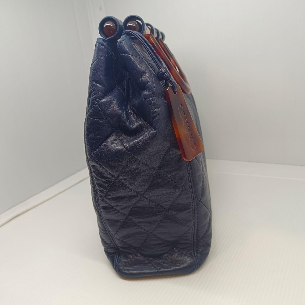 Women's or Men's Vintage Chanel Navy Lambskin Quilted Tote with Tortoiseshell Handles For Sale