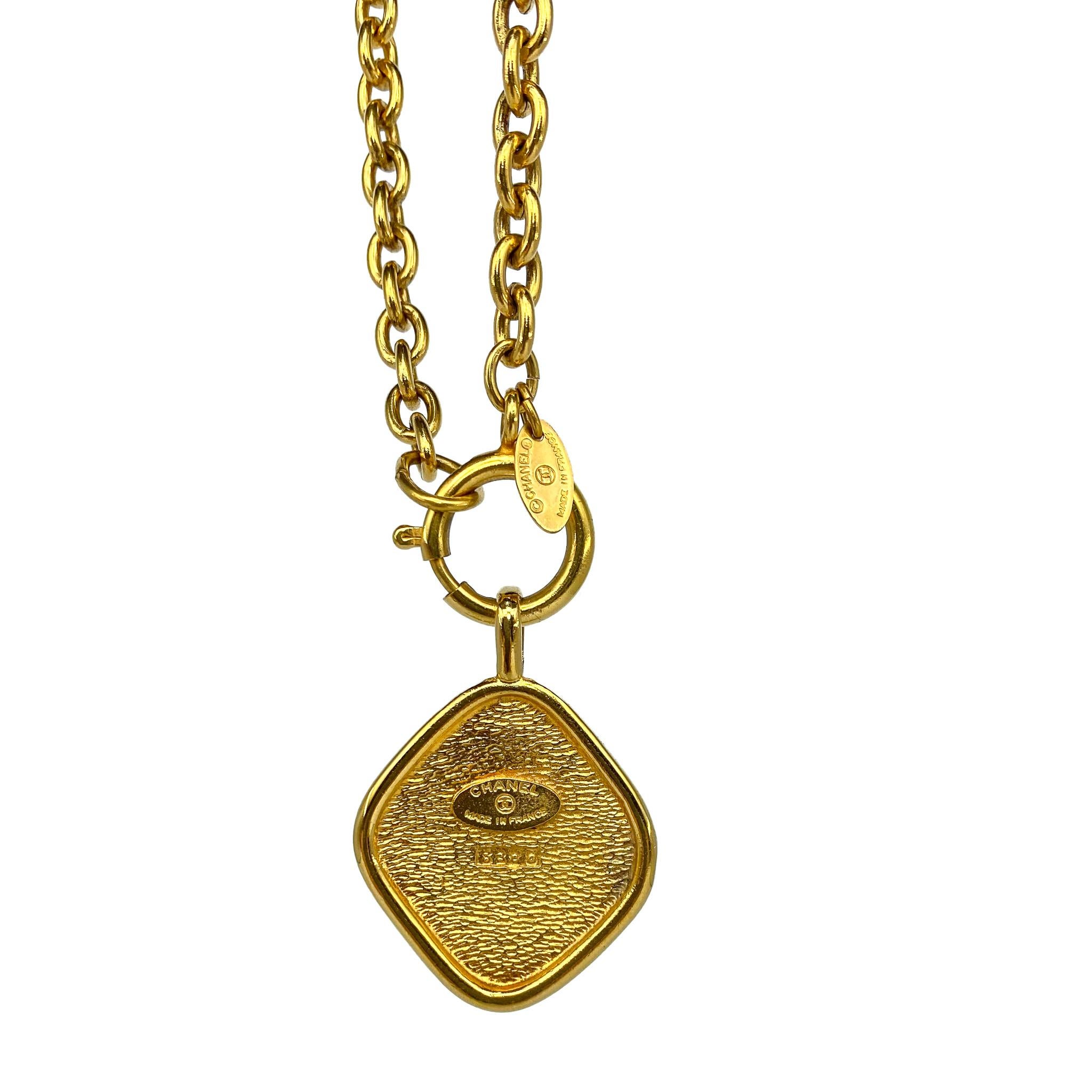 Women's Vintage Chanel Necklace 1980s Rue Cambon Pendant